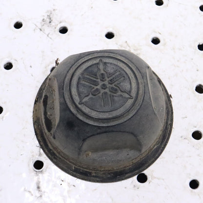 2013 YAMAHA GRIZZLY 700 WHEEL HUB DUST CAP COVER 1HP-F512A-00-00 