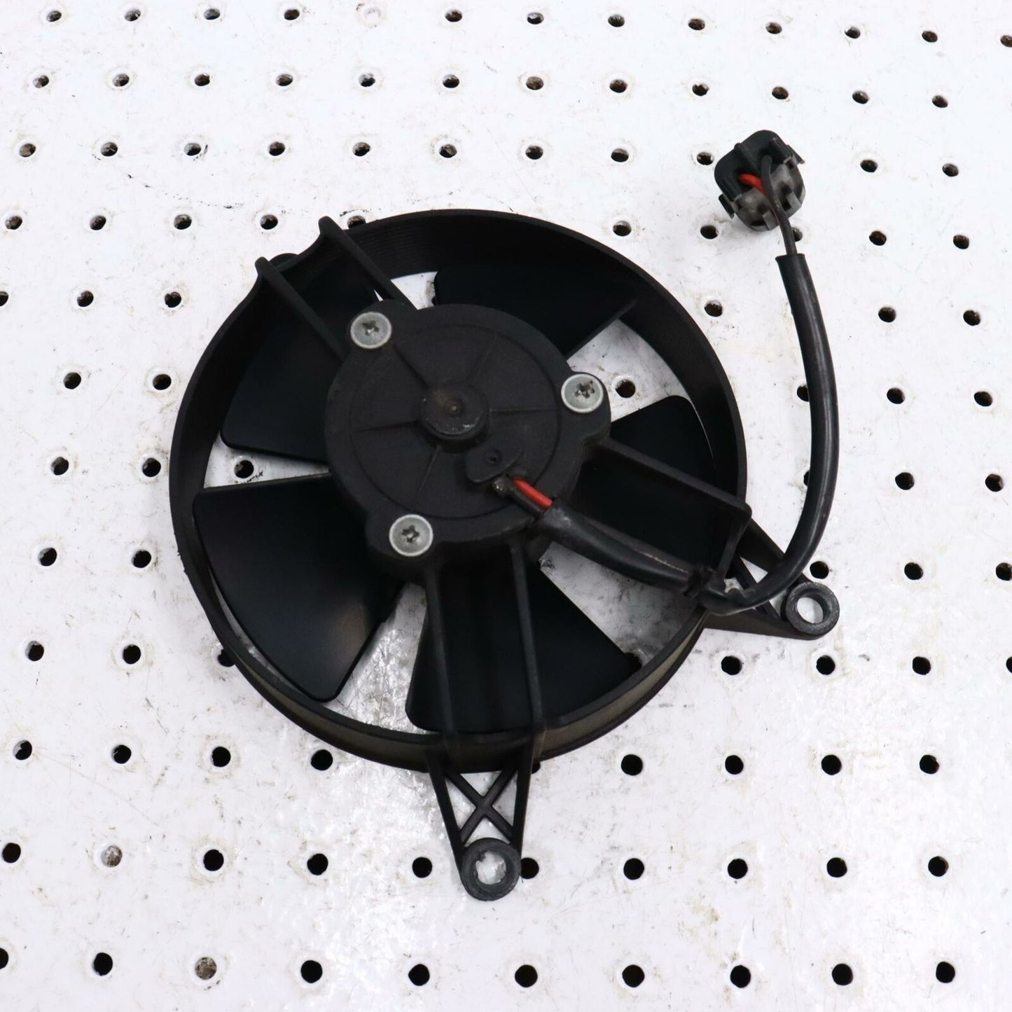 2006 POLARIS SWITCHBACK ENGINE RADIATOR COOLING FAN 2202944; 1240621