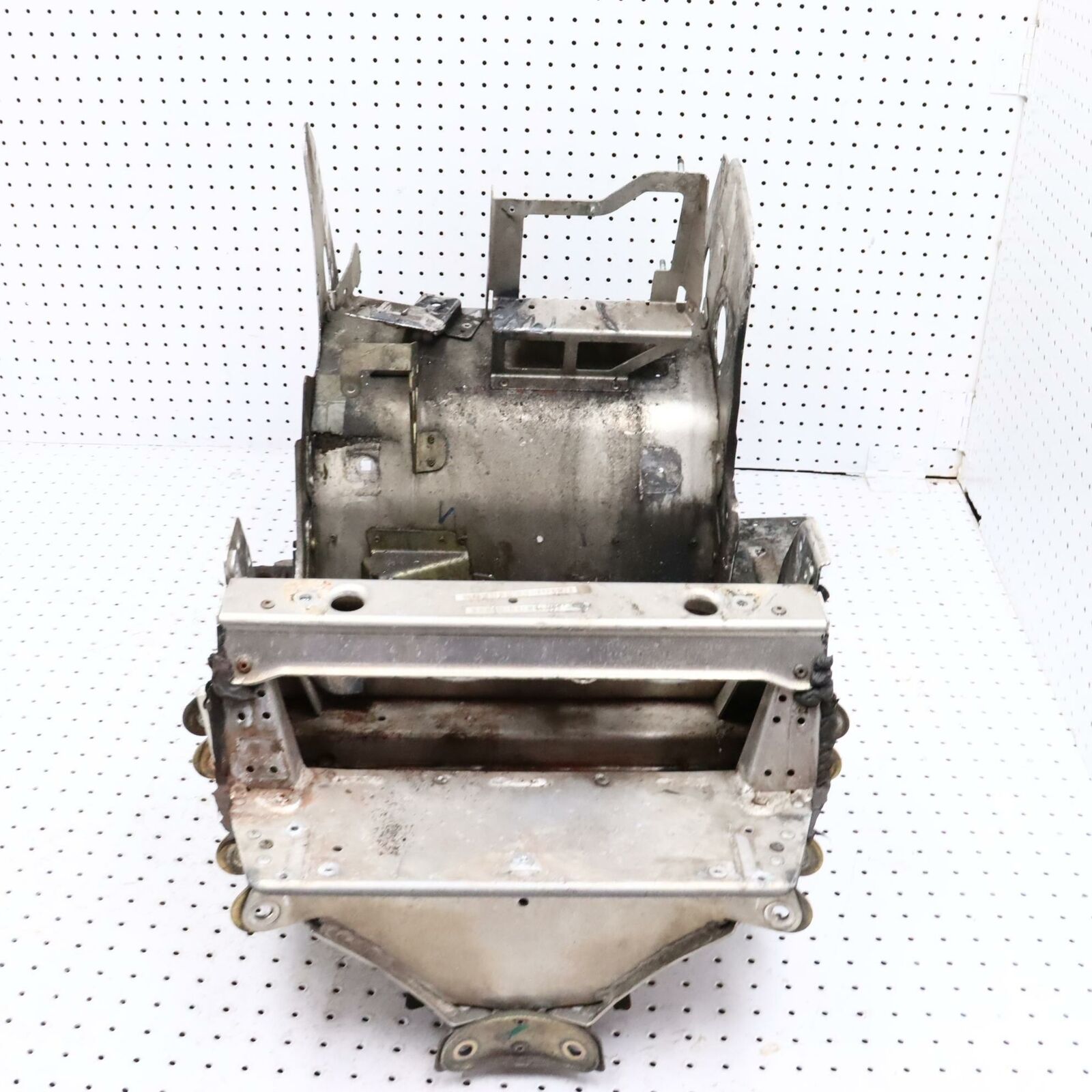 2006 POLARIS CLASSIC 700 FRONT BULKHEAD CHASSIS FRAME SUPPORT 1015032-309