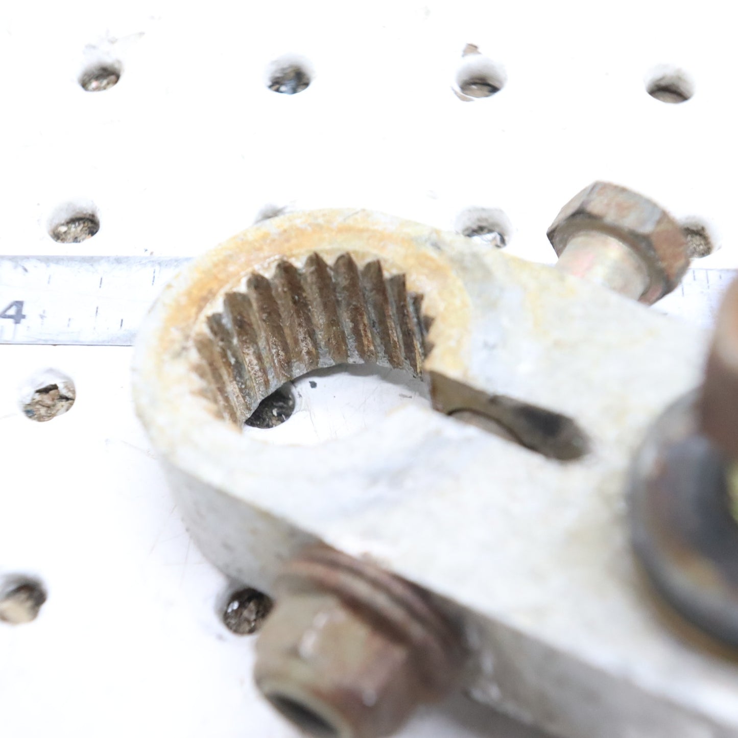 2007 Polaris Iq 600 Rear Arm 1541967