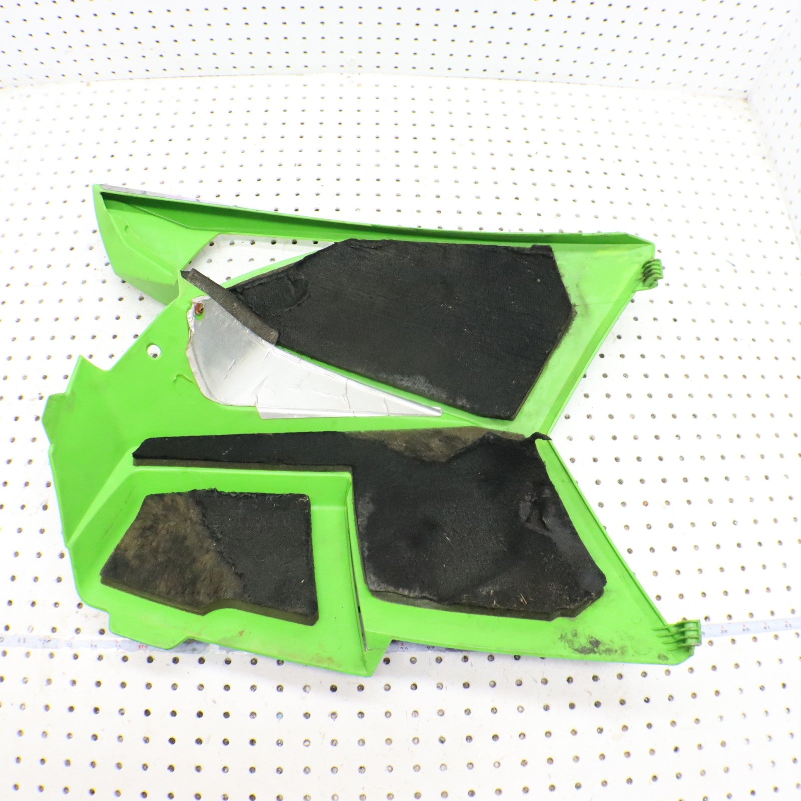 2016 Arctic Cat M8000 Side Panel Right 4718-666; 3718-858