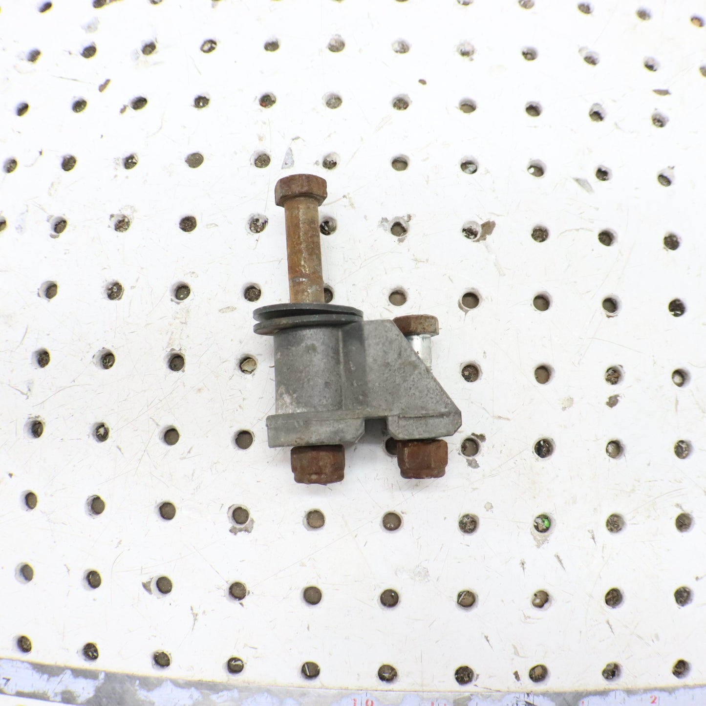 1995 Polaris Xcr 600 Idler Wheel Mount Block 5630399