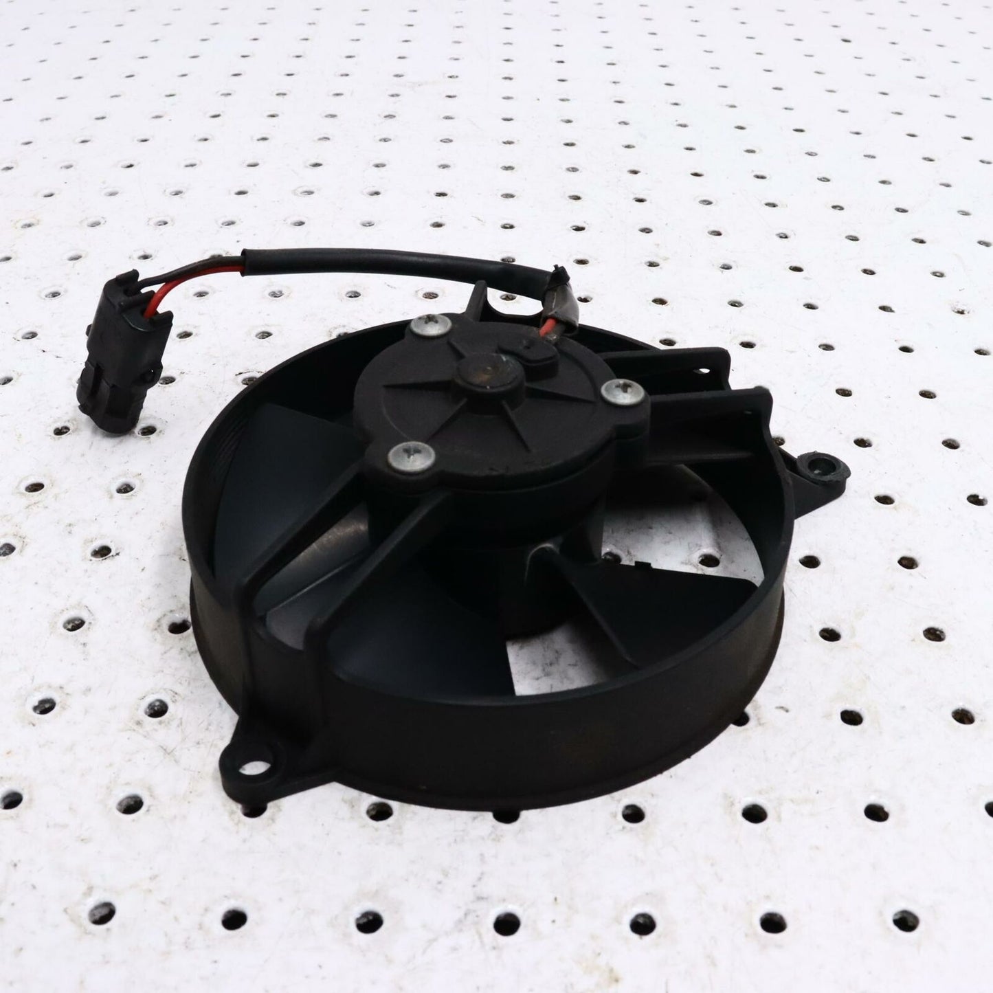2006 POLARIS SWITCHBACK ENGINE RADIATOR COOLING FAN 2202944; 1240621