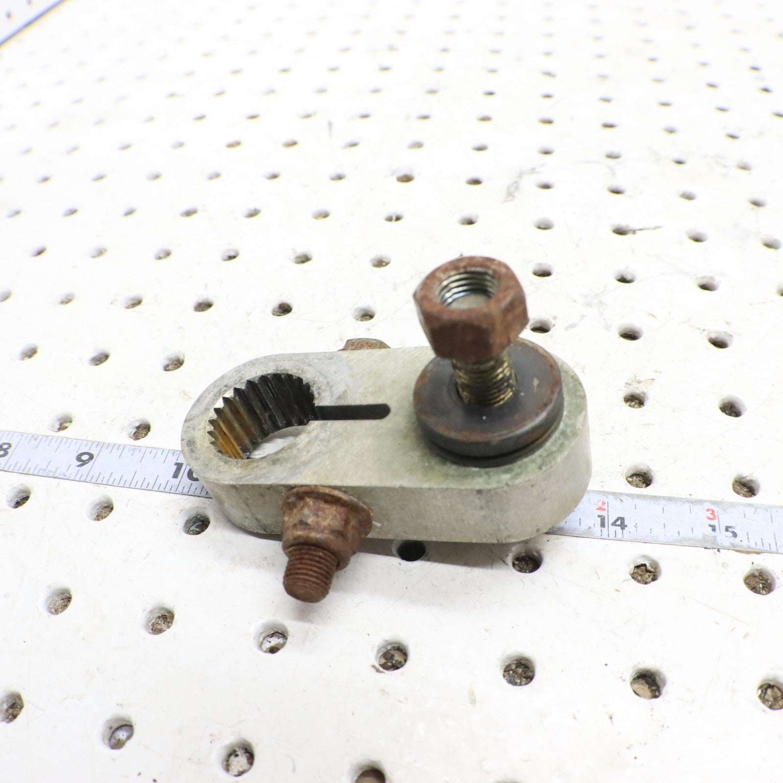 2007 Polaris Iq 600 Rear Arm 1541967; 3514331; 5134046