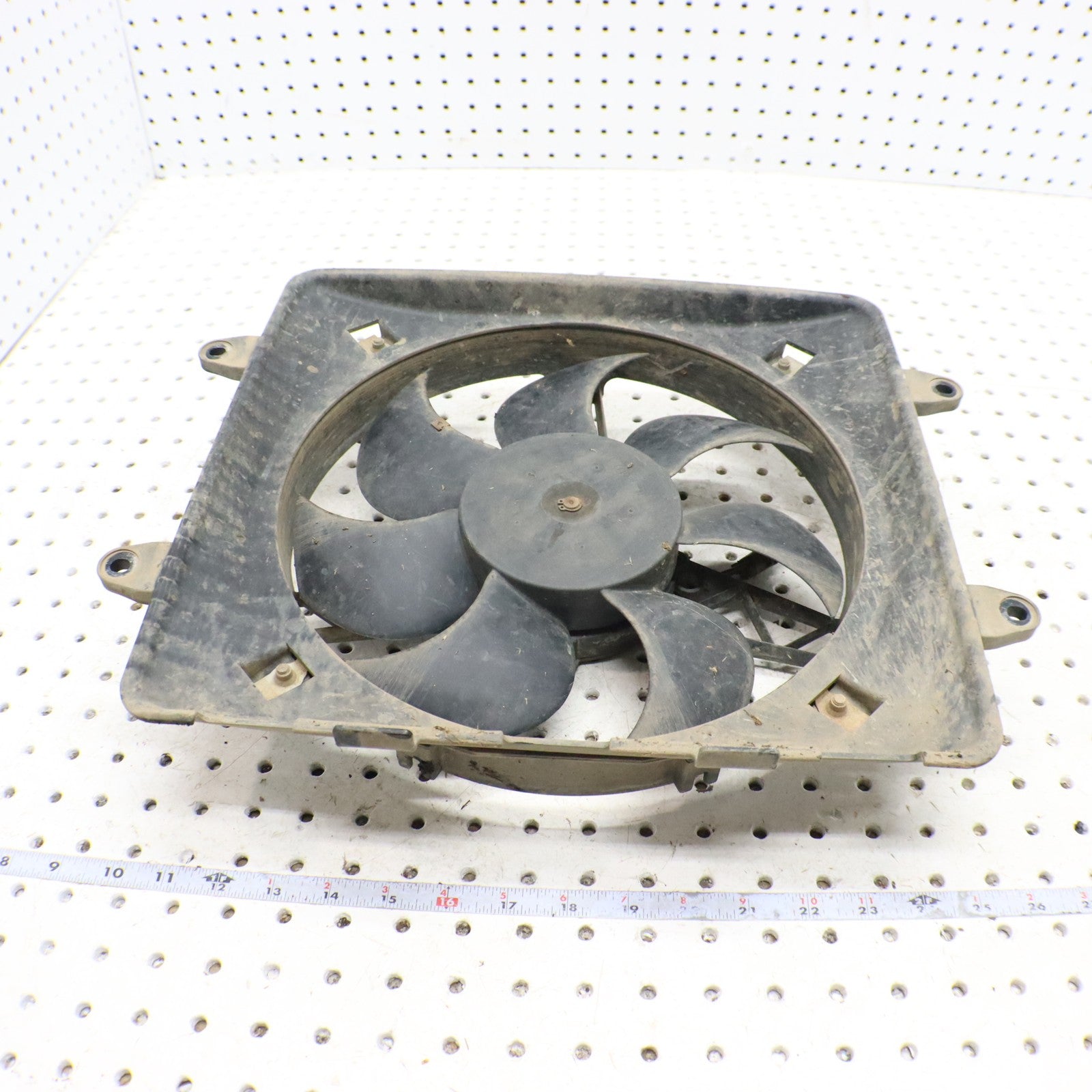 2009 Polaris Rzr 800 Cooling Radiator Fan 2410413; 2204192; 2204347 7 BLADE