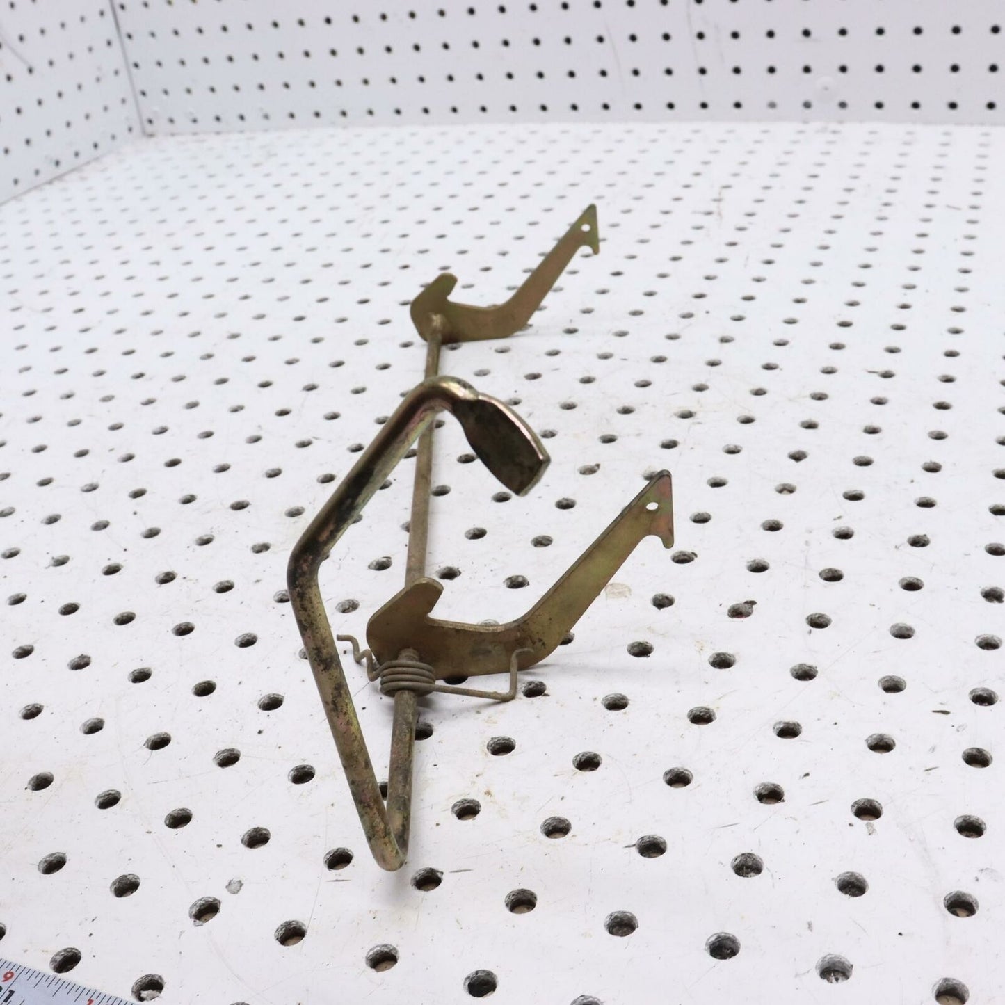 2004 ARCTIC CAT 650 SEAT SADDLE MOUNTING BRACKET LATCH, SEAT WELDMENT 1506-217