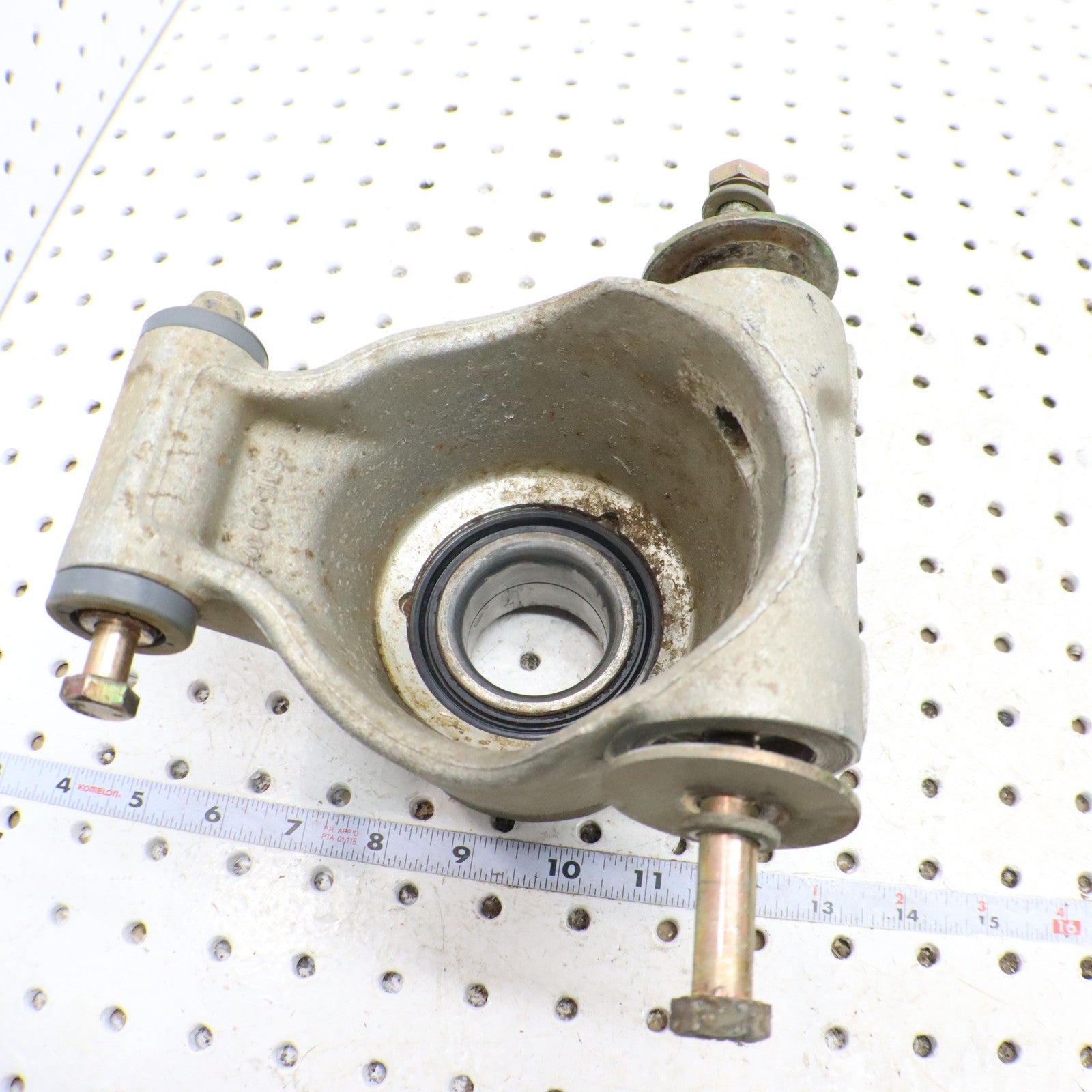 2015 Polaris Sportsman 570 Bearing Carrier Knuckle Rear 5135563 LEFT