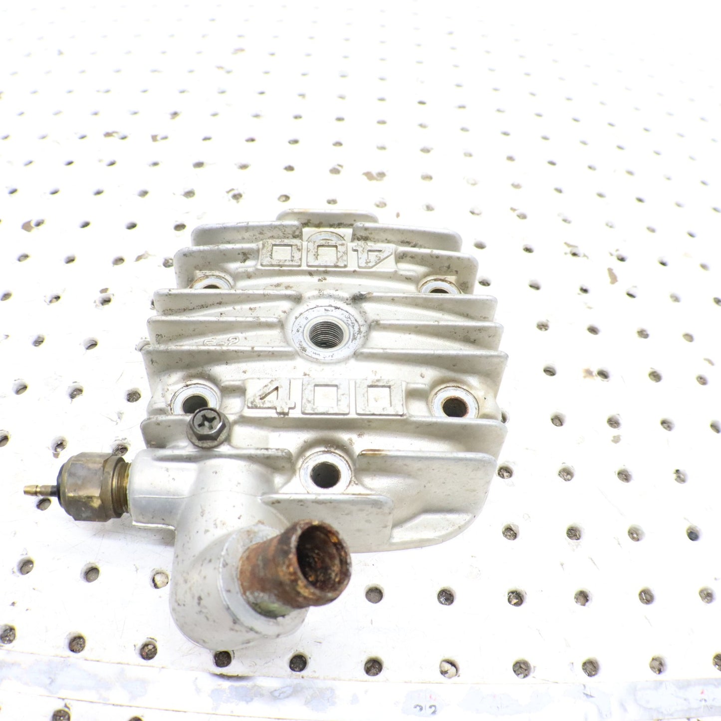1995 Polaris Xplorer 400 Cylinder Head  3084730 3086755