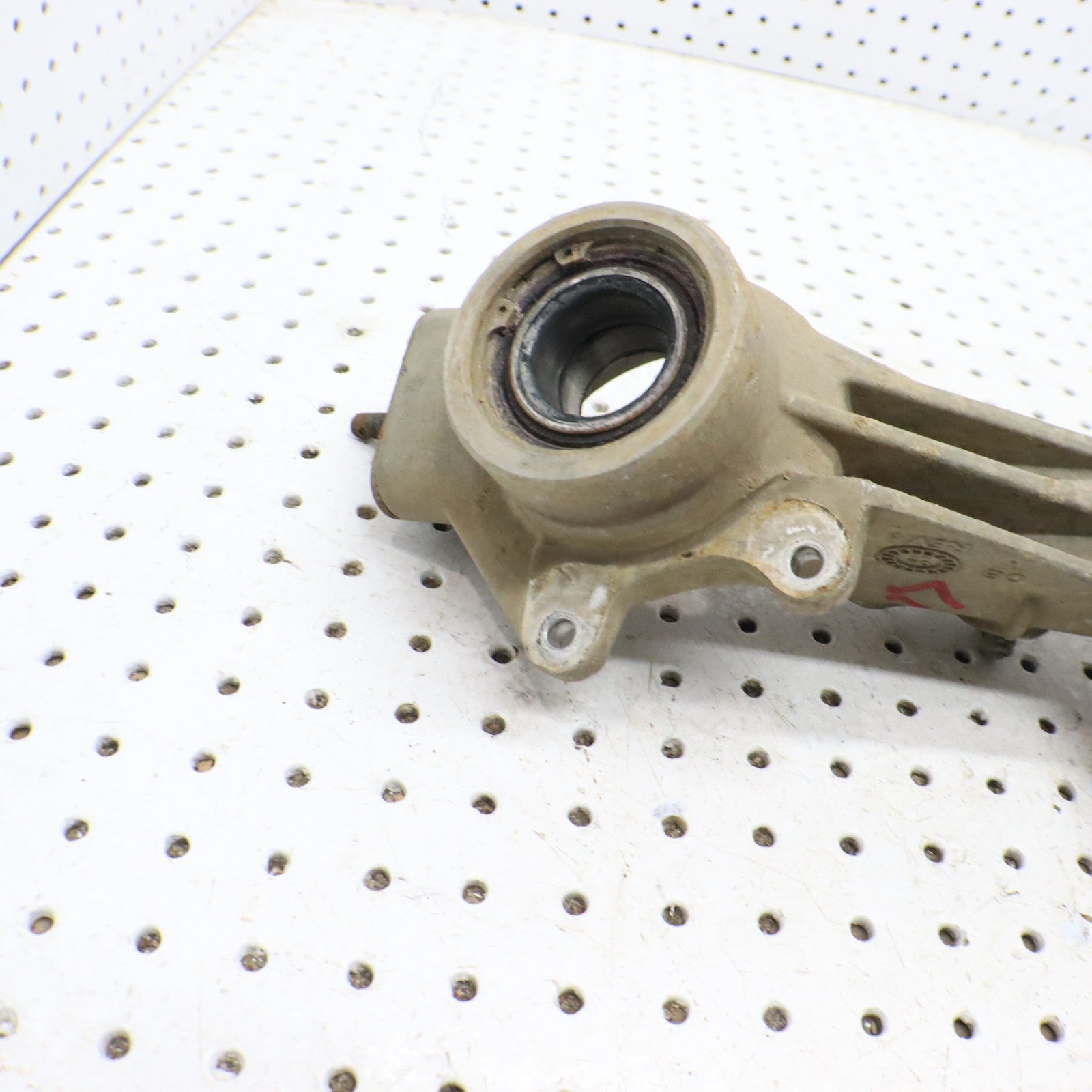 2009 Polaris Sportsman 800 Front Hub Strut 1822825 LEFT