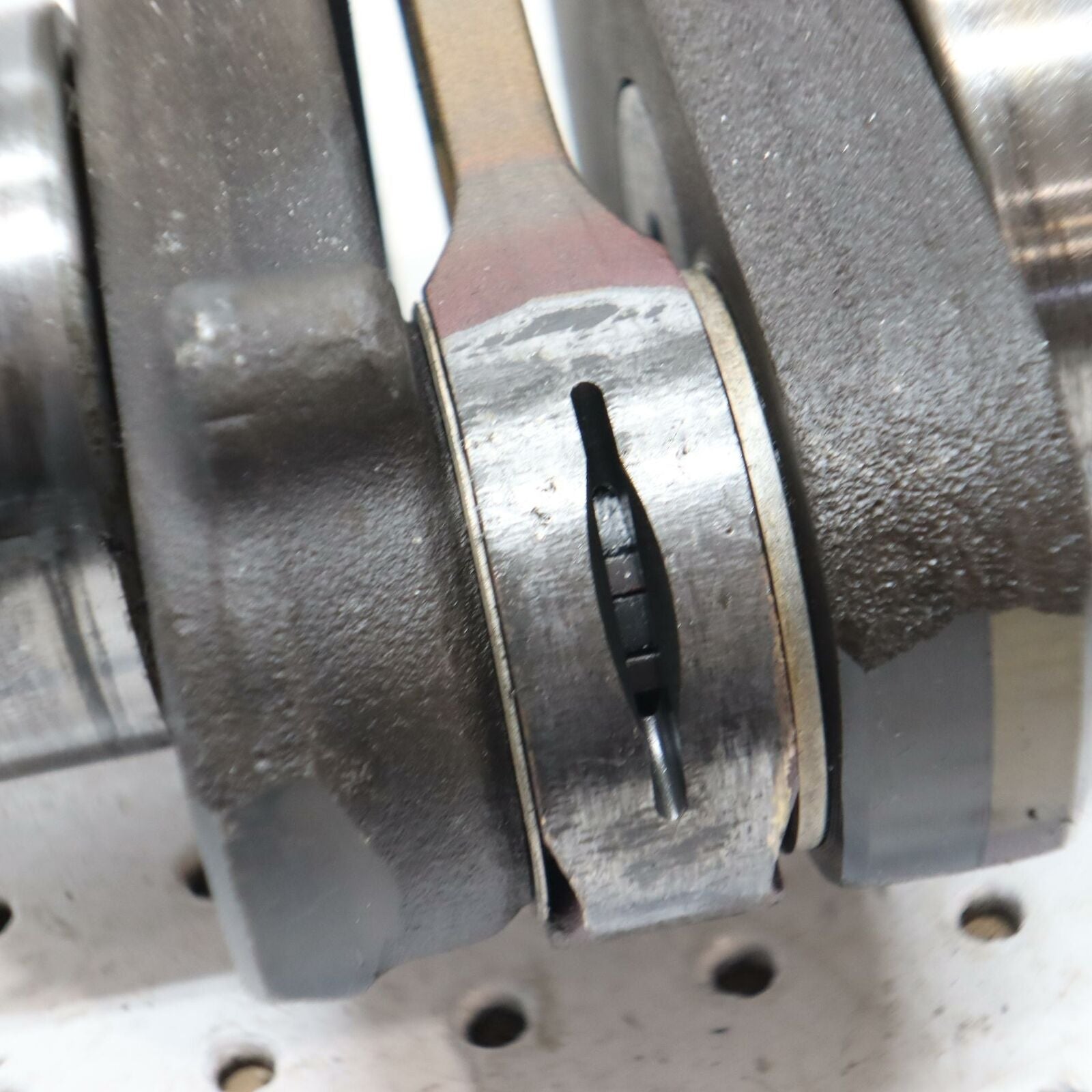 2006 POLARIS RMK 700 ENGINE MOTOR CRANKSHAFT CRANK SHAFT  2203617 core