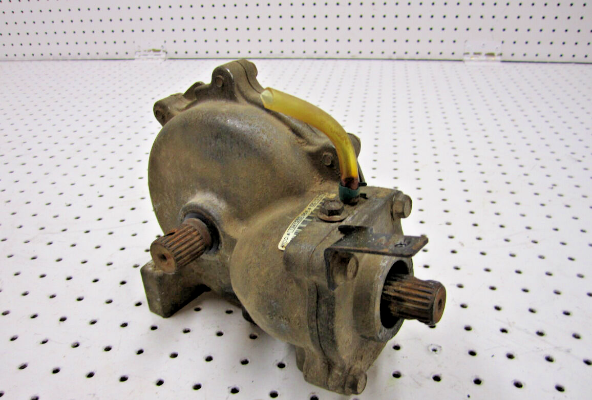 2000 POLARIS MAGNUM 500 4X4 GEAR CASE FRONT 1341253