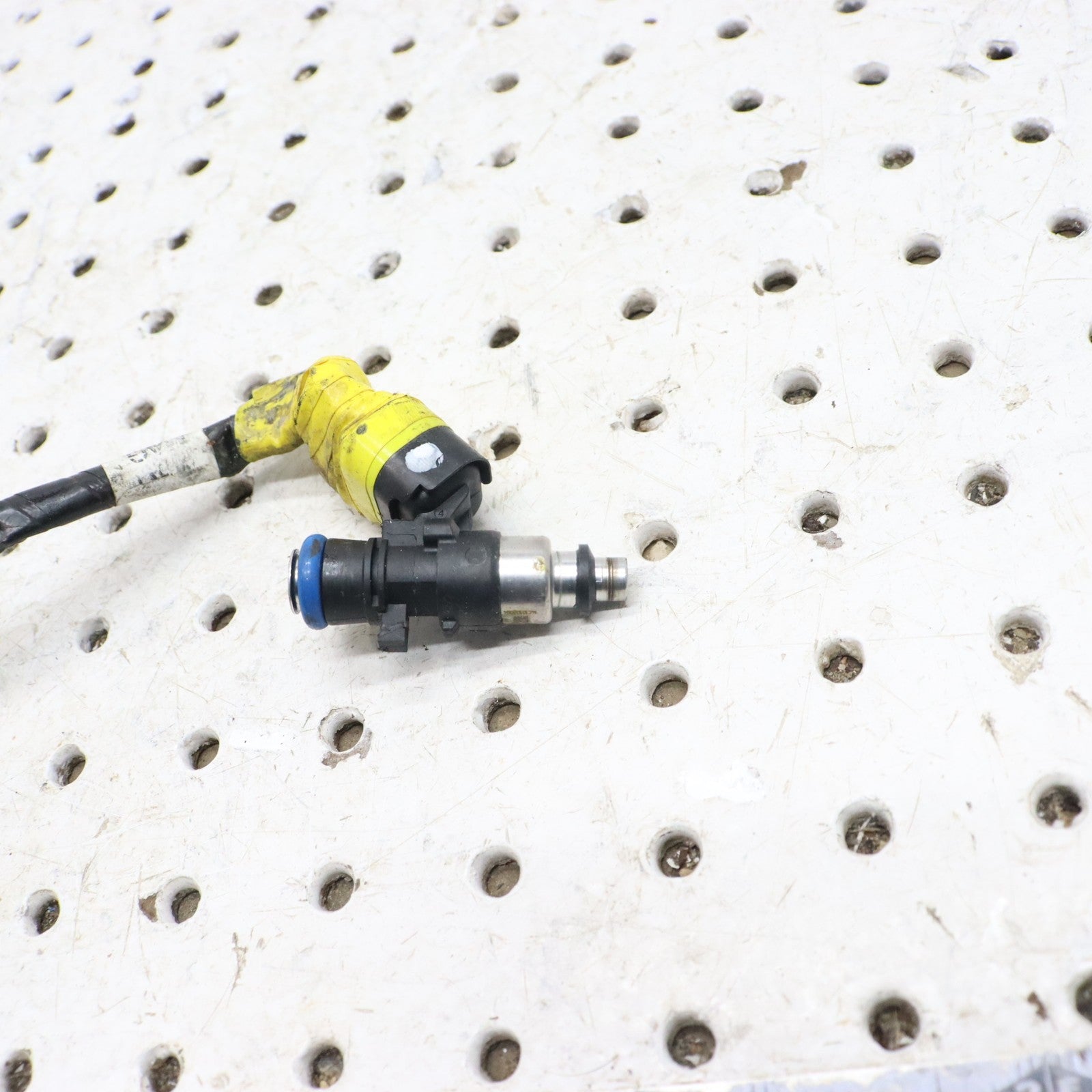 2016 Polaris Rush 800 Fuel Injector Harness With Injectors 4014715-053 YELLOW