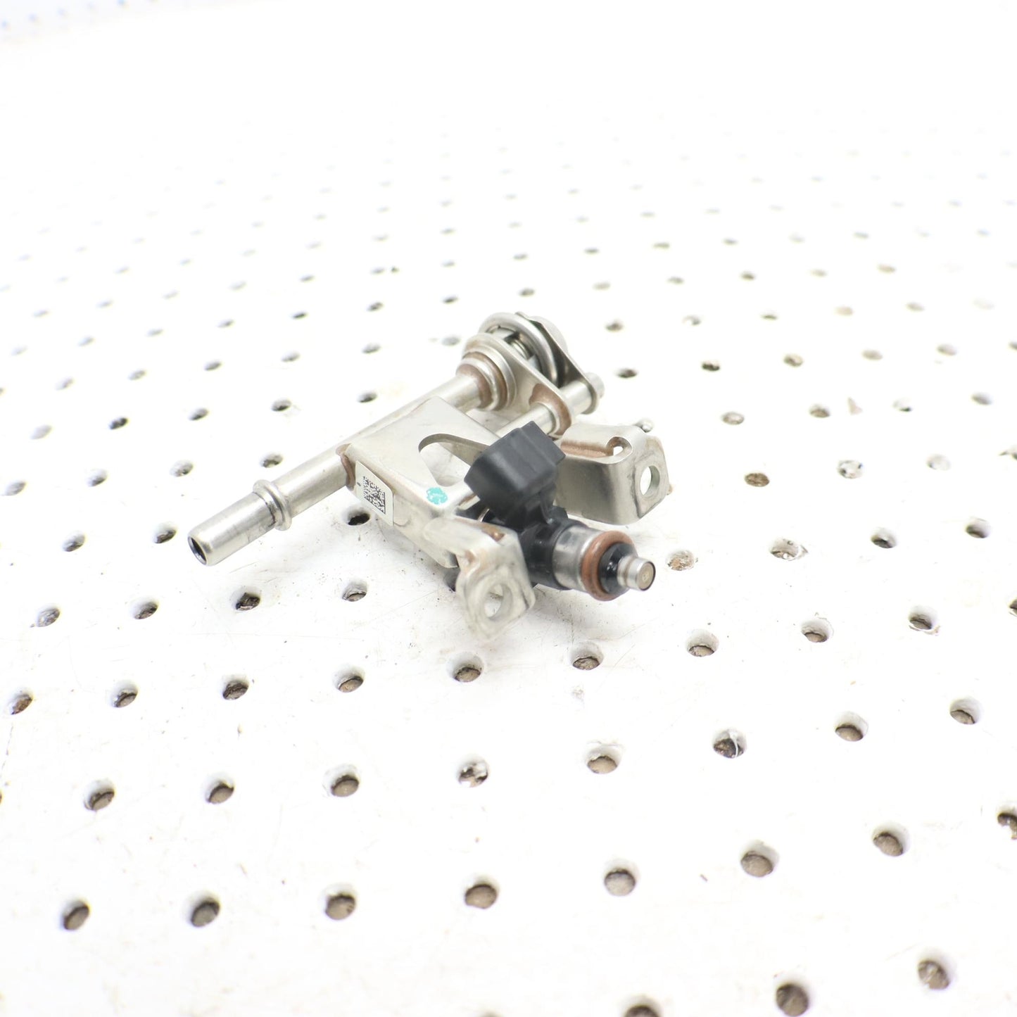 2014 Polaris Sportsman 570 Fuel Injector & FUEL RAIL 2521403 ; 2521068