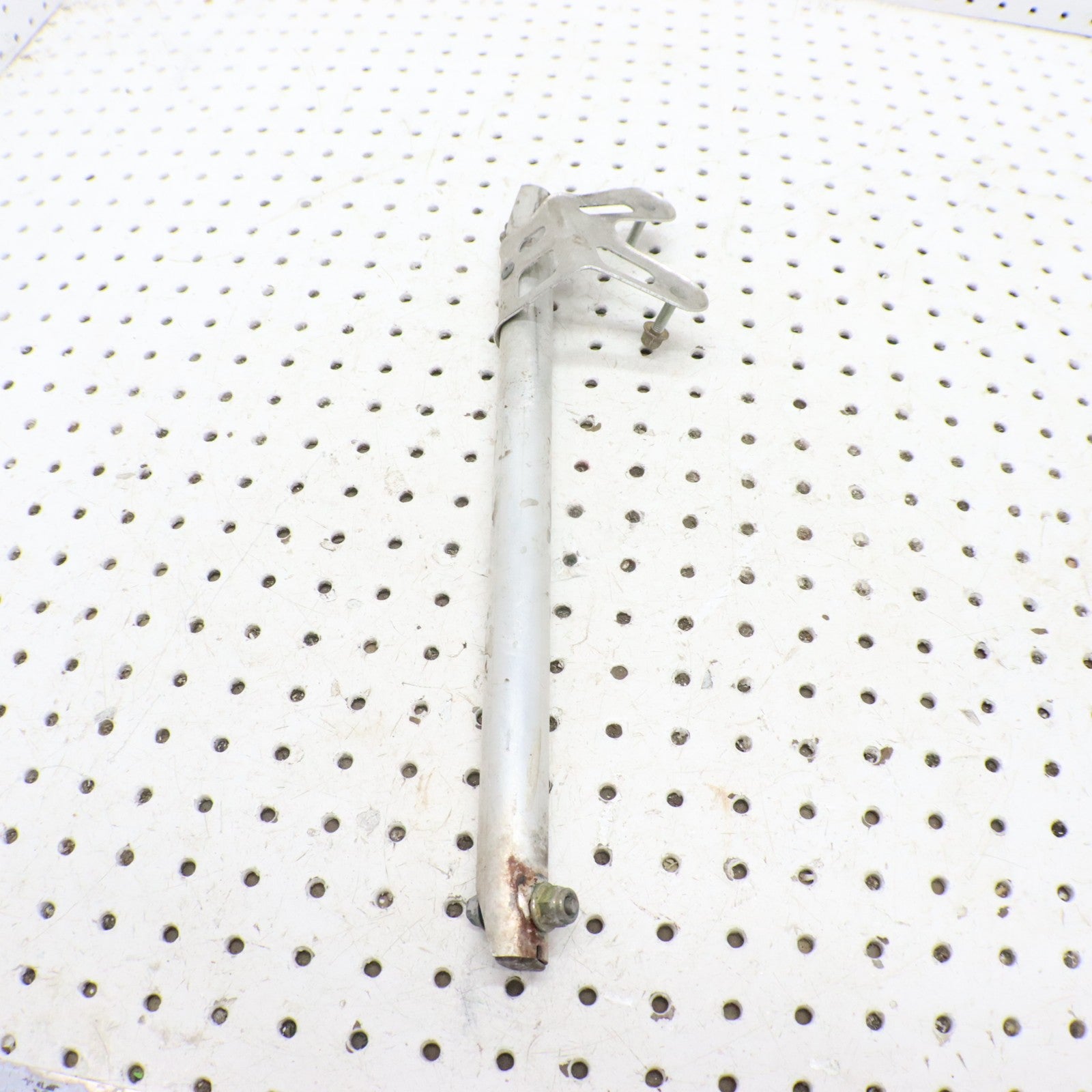 2016 Arctic Cat M8000 Frame Tube Brace Support, Shock Mount Bracket 1607-351