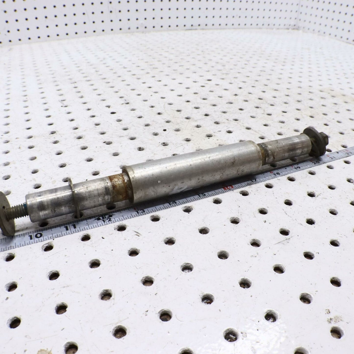 2009 POLARIS RMK 700 REAR SUSPENSION SHAFT  5135305