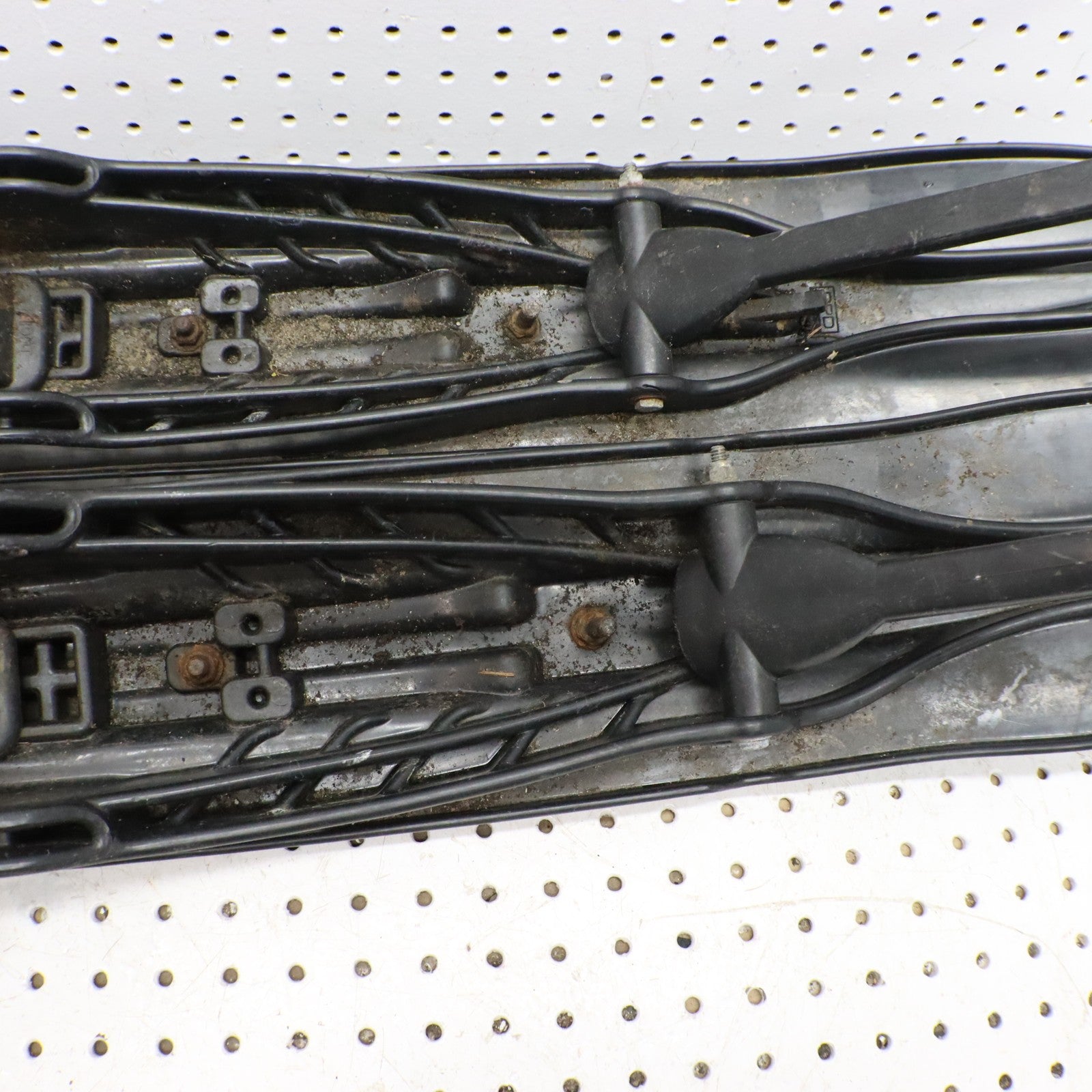 2007 Polaris Iq 600 Skis 1822933-070