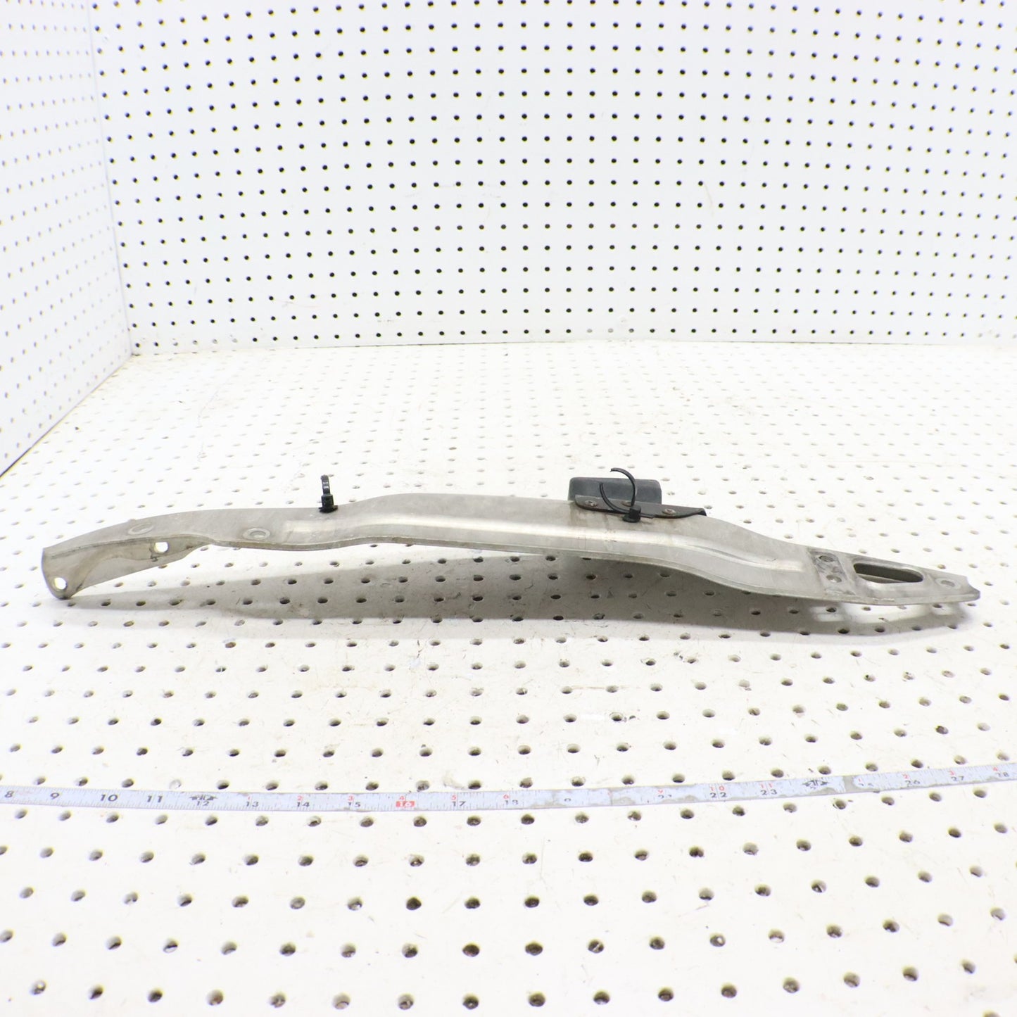 2009 Arctic Cat Crossfire R 8 BRACE, SIDE PLATE LH 3706-921; 4606-083