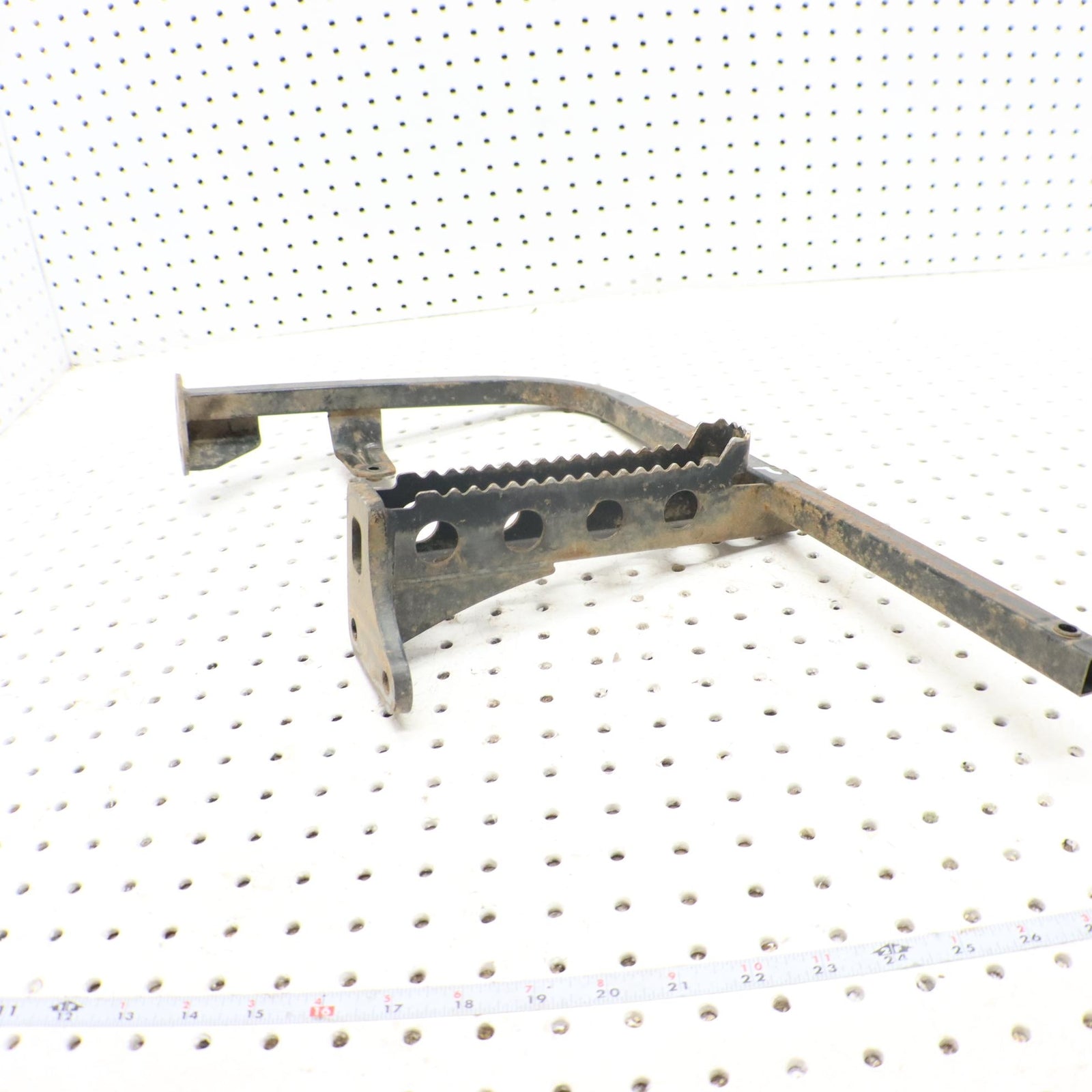 2016 SUZUKI KING QUAD 500 LEFT STEP STAND FOOTREST 43520-11HA0; 43520-11HB0