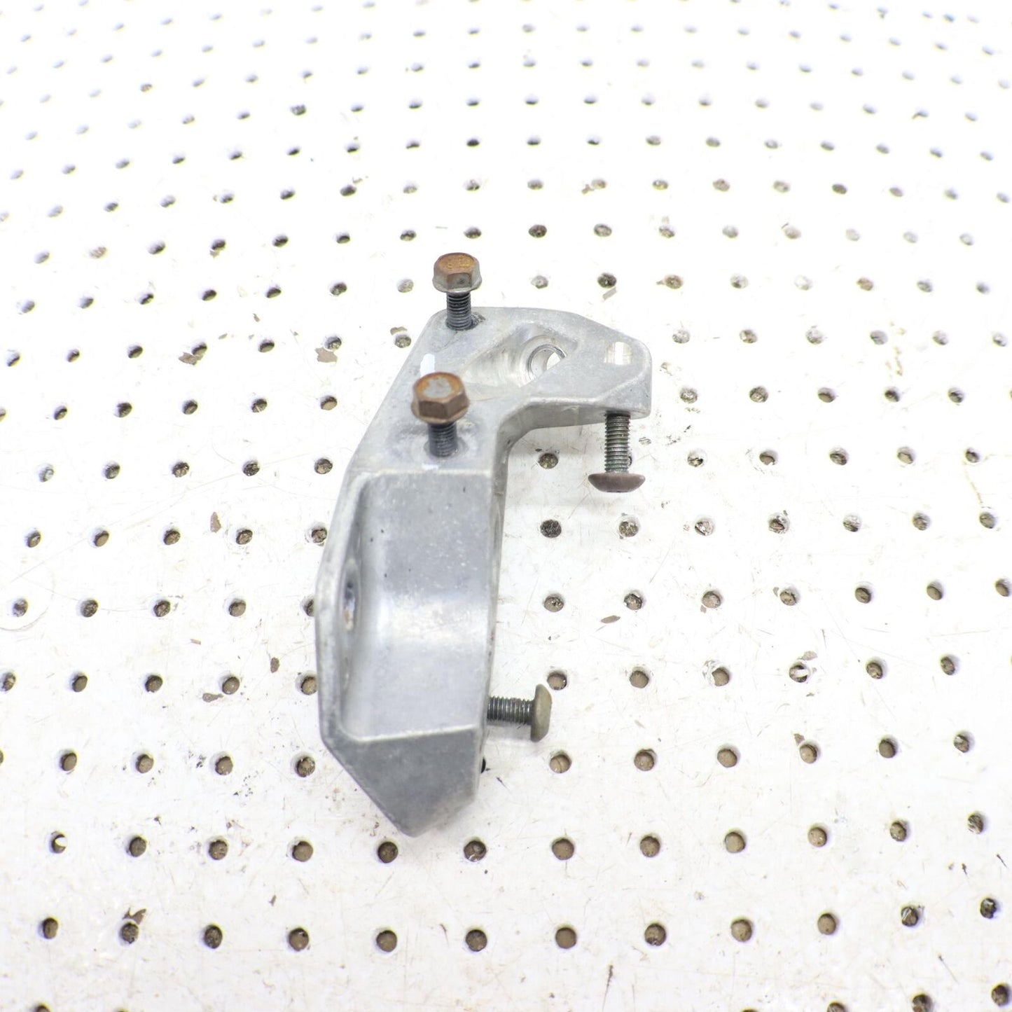 2015 POLARIS SWITCHBACK 800 FRAME SUPPORT BRACE, REAR, LEFT, MACH 5138292