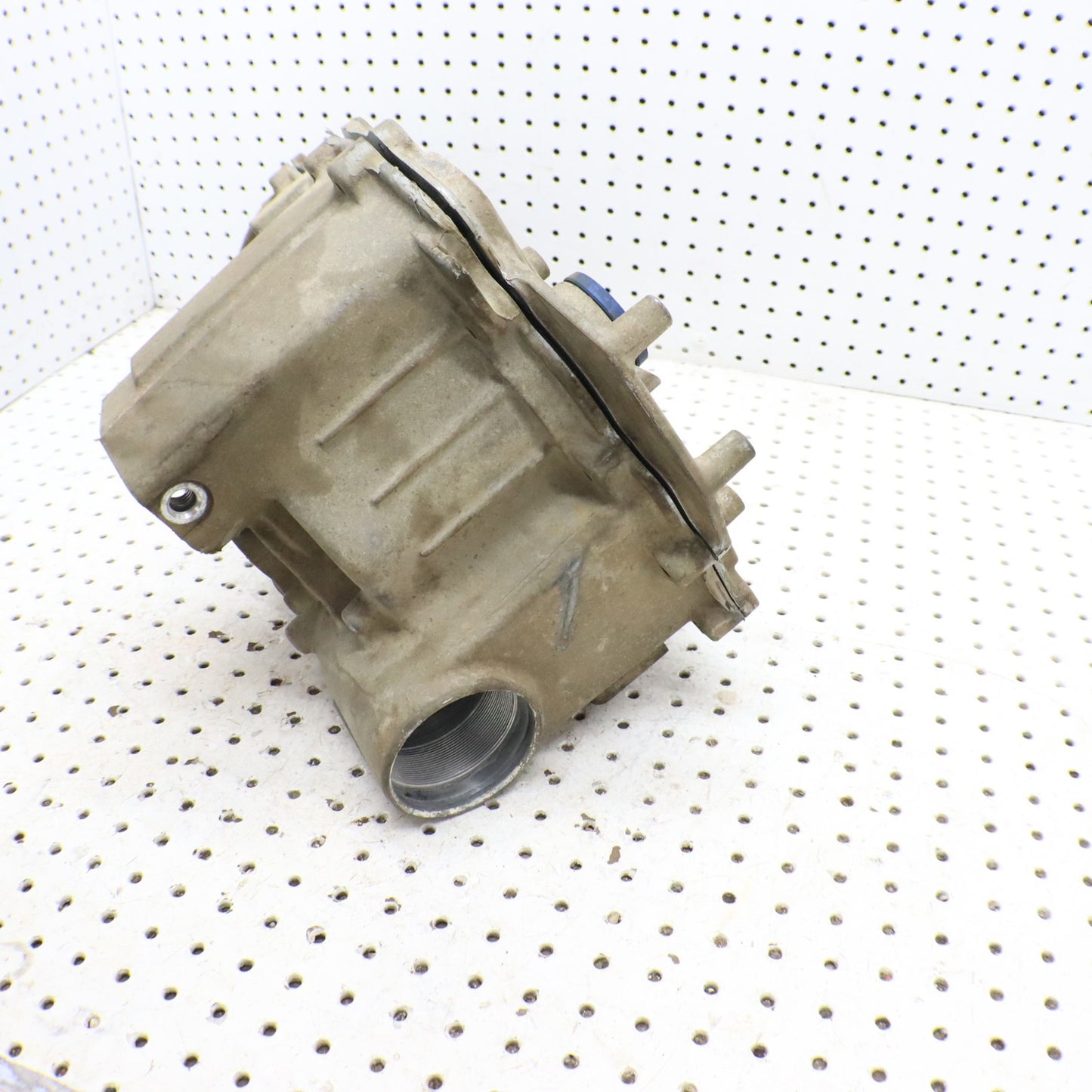 2004 Polaris Sportsman 500 Transmission Gearcase CASES 3234059 ; 3234056