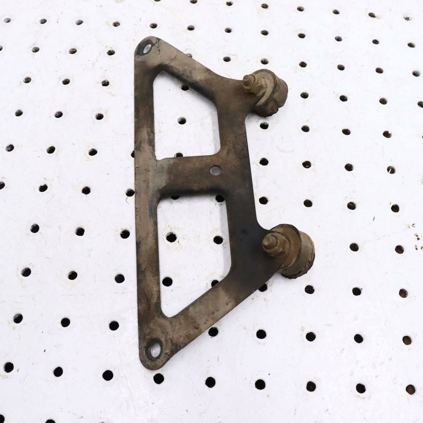 2000 POLARIS MAGNUM 325 OIL COOLER TOP BRACKET 5243783-067