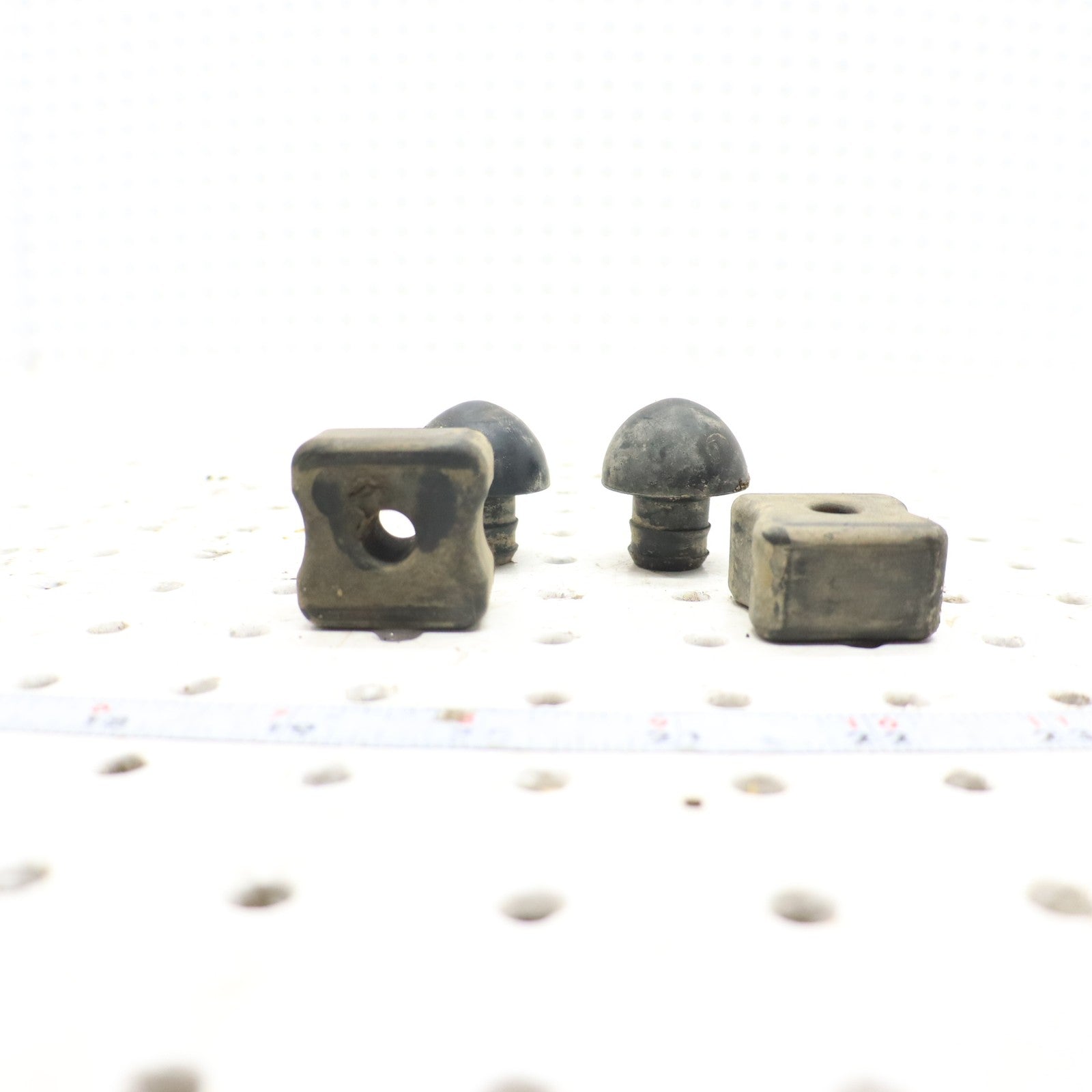2009 Polaris Sportsman Xp 850 Exhaust Mount Rubber Damper 5413383 ; 5413466