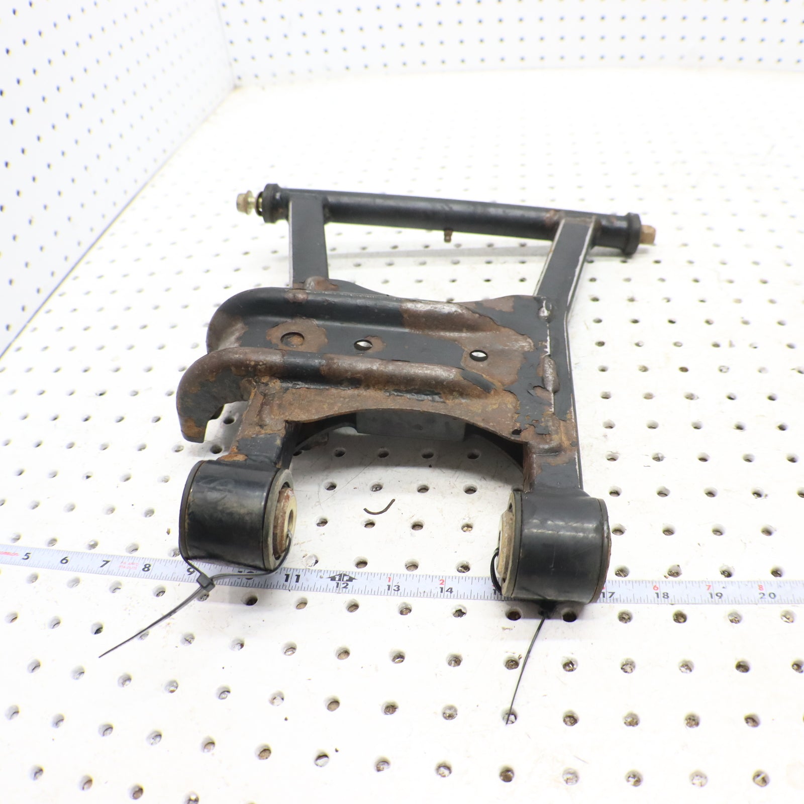 2014 Polaris Sportsman 570 Lower Right Rear Control A Arm 1015889-067