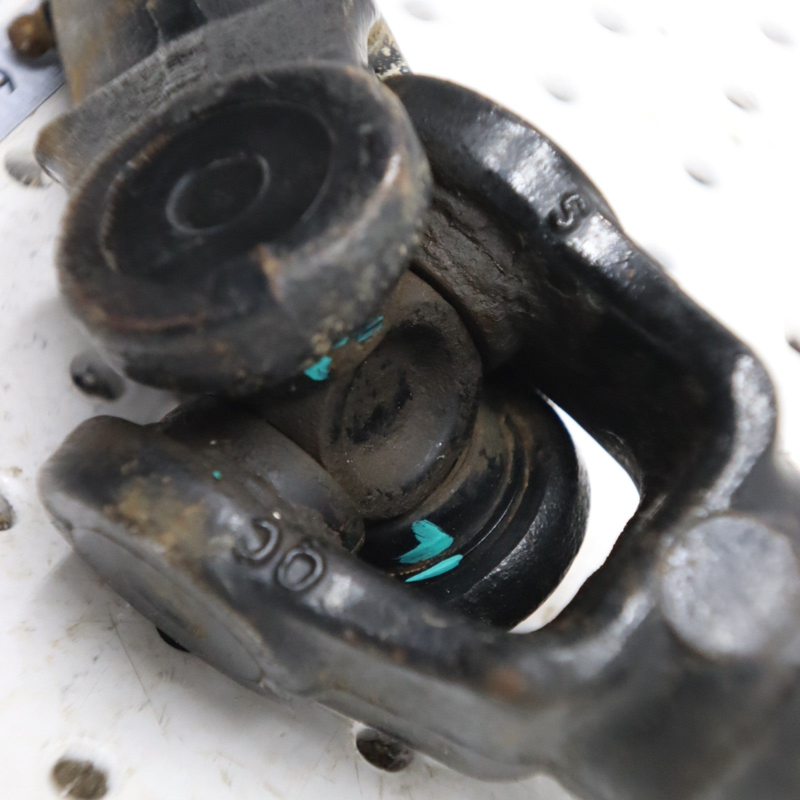 2016 Polaris Sportsman 570 Front Prop Shaft 1332860; 1334441 GOOD CONDITION