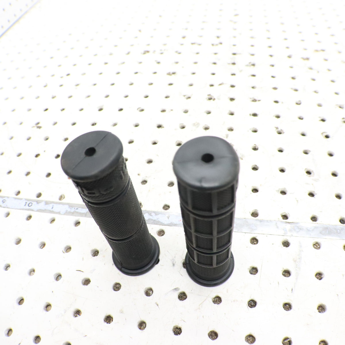 2017 Polaris Sportsman 450 Handlebar Grips 5413578-070