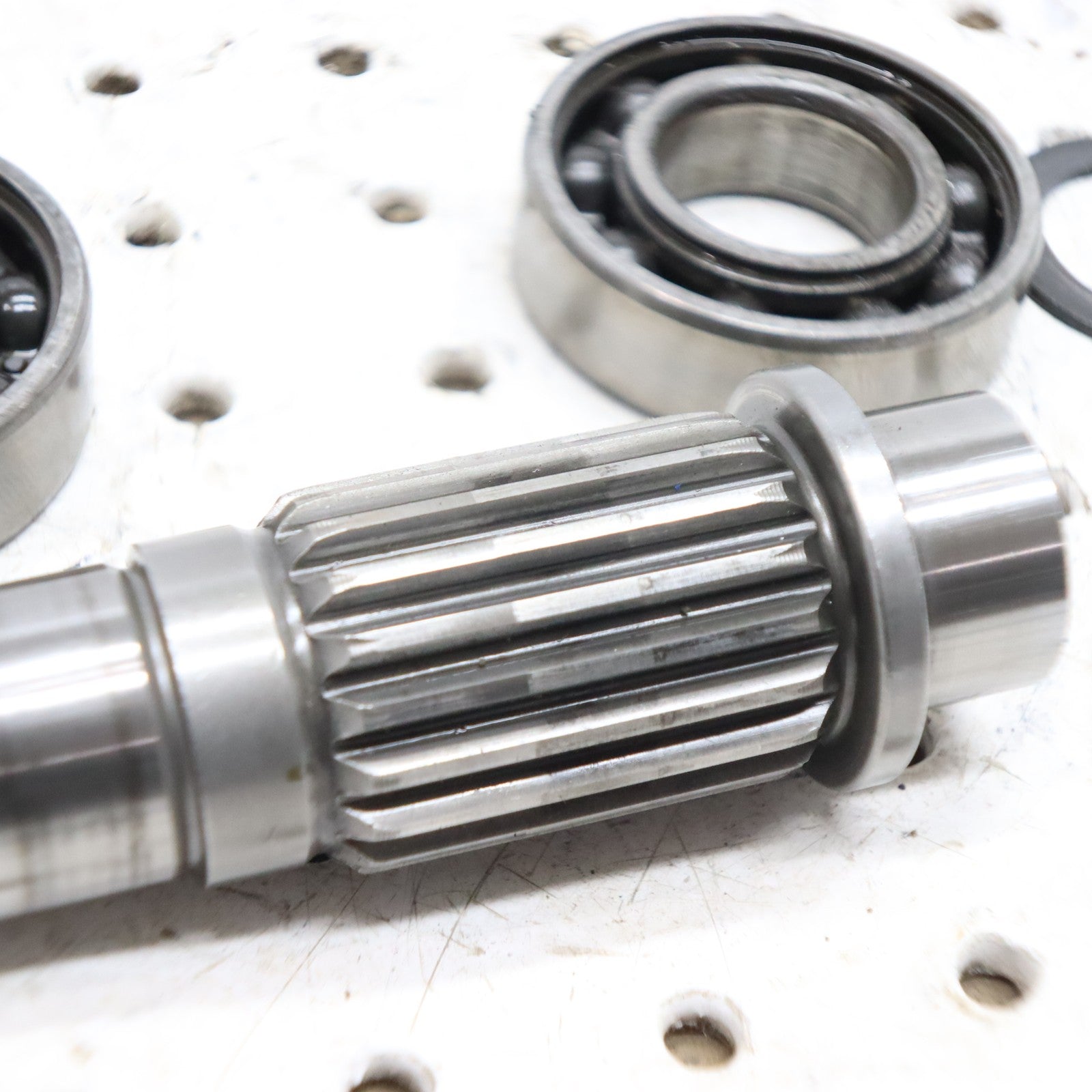 2009 Polaris Sportsman 800 Transmission Gearcase Rear Output Shaft 3233911