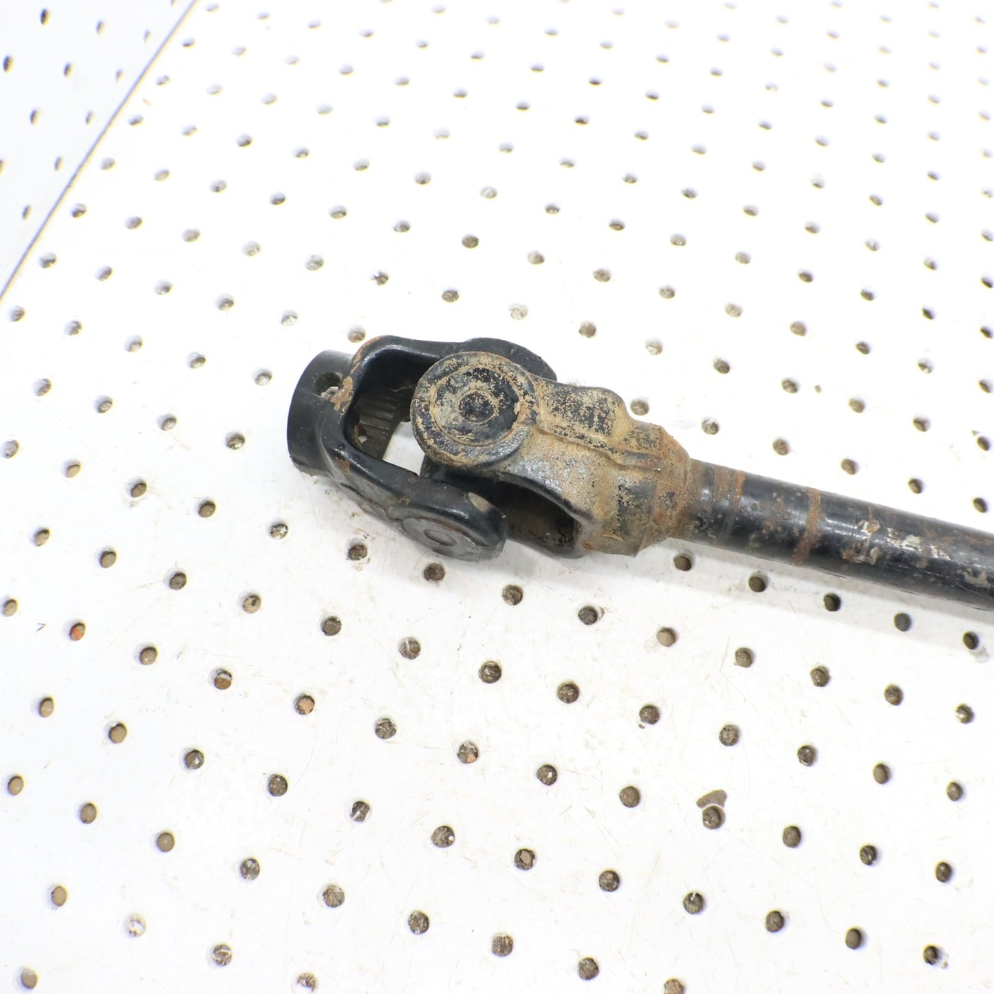 2016 Polaris Sportsman 570 Front Prop Shaft 1332860; 1334441 GOOD CONDITION