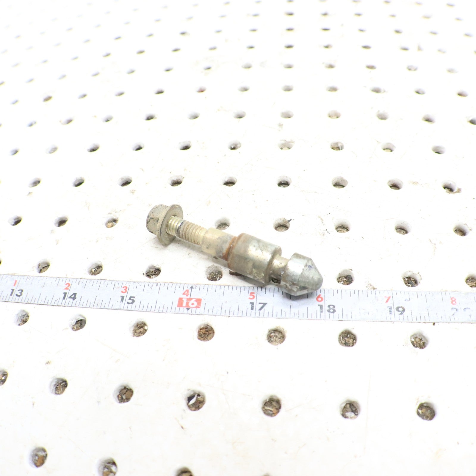 2009 Polaris Rzr 800 Seat Base Mount Bracket PLUNGER-LATCH 5135568; 5137240