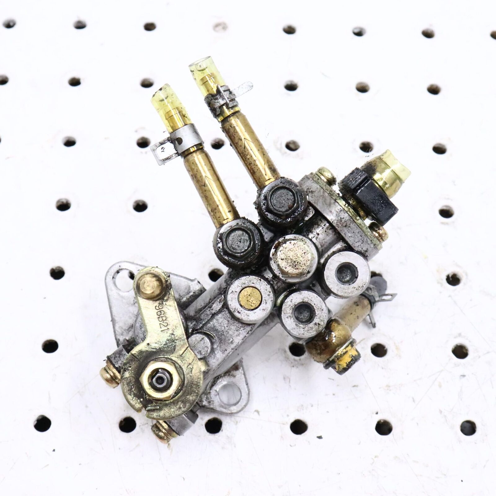 2005 ARCTIC CAT SABERCAT 600 OIL PUMP 3007-565