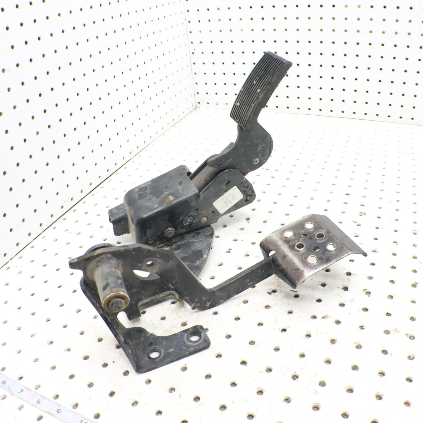 2013 Polaris Ranger Xp 900 Throttle Pedal, Brake Pedal Assy 4012657