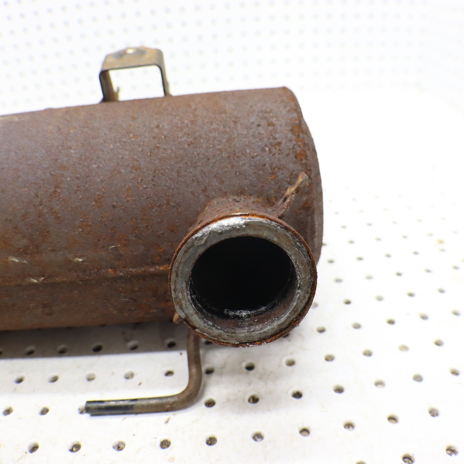 2009 Polaris Sportsman Xp 850 Exhaust Muffler Silencer Resonator 1261780-489