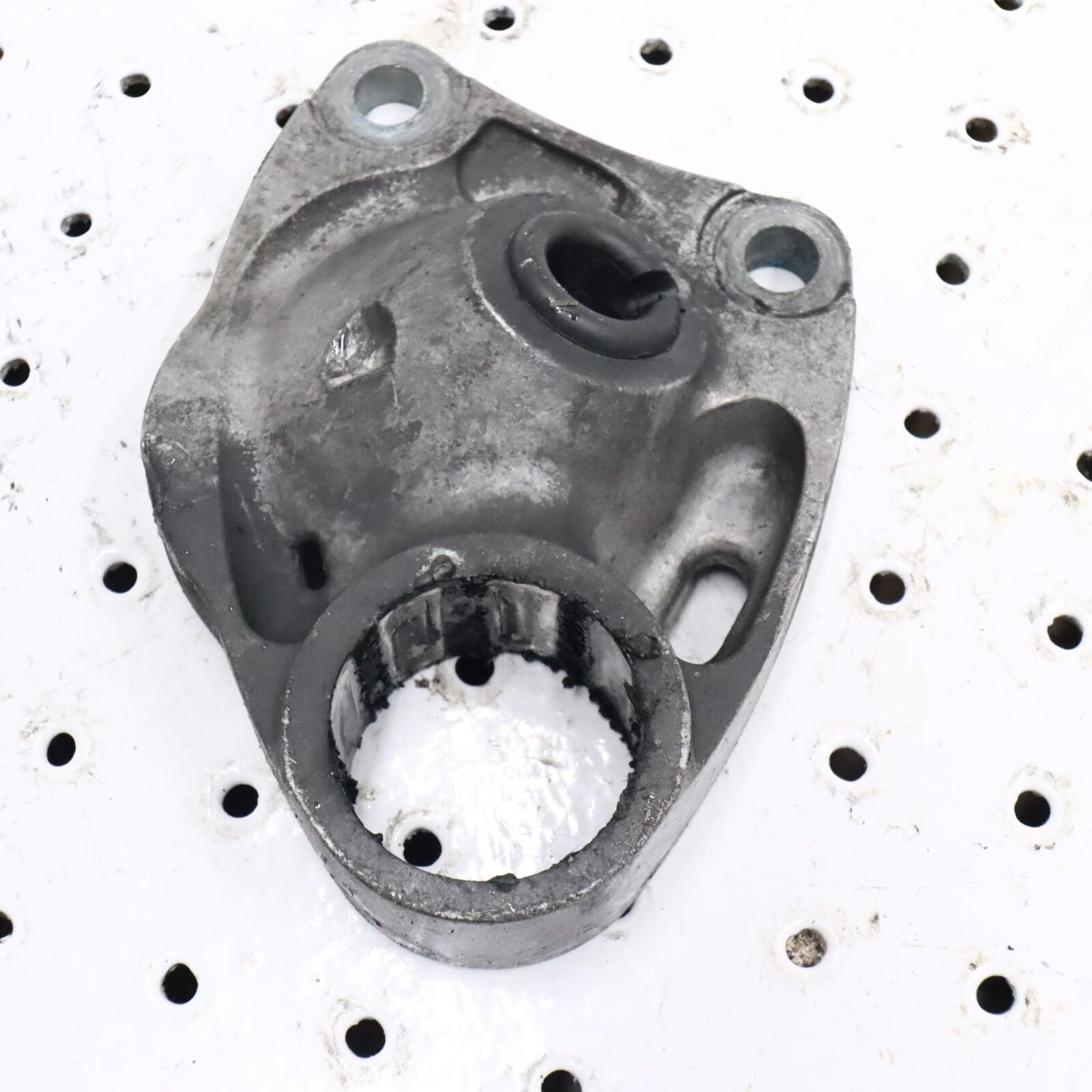 2012 ARCTIC CAT PROCLIMB M800 ENGINE MOTOR MOUNT BRACKET  0708-582