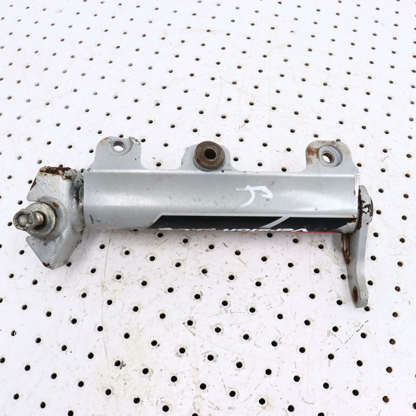 2002 ARCTIC CAT ZR 600 RIGHT FRONT STEERING ARM SPINDLE KNUCKLE 0703-855