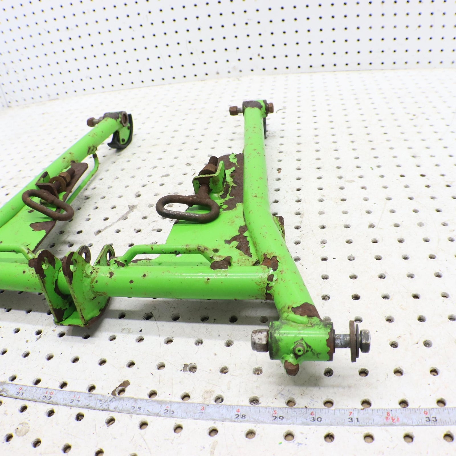  ARCTIC CAT ZR 600 REAR BACK SUSPENSION FRONT TORQUE PIVOT ARM 0704-345