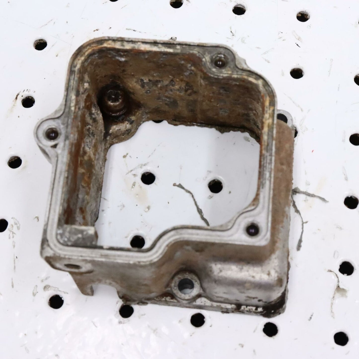 1996 POLARIS SCRAMBLER 400 OIL PUMP HOUSING 3085279