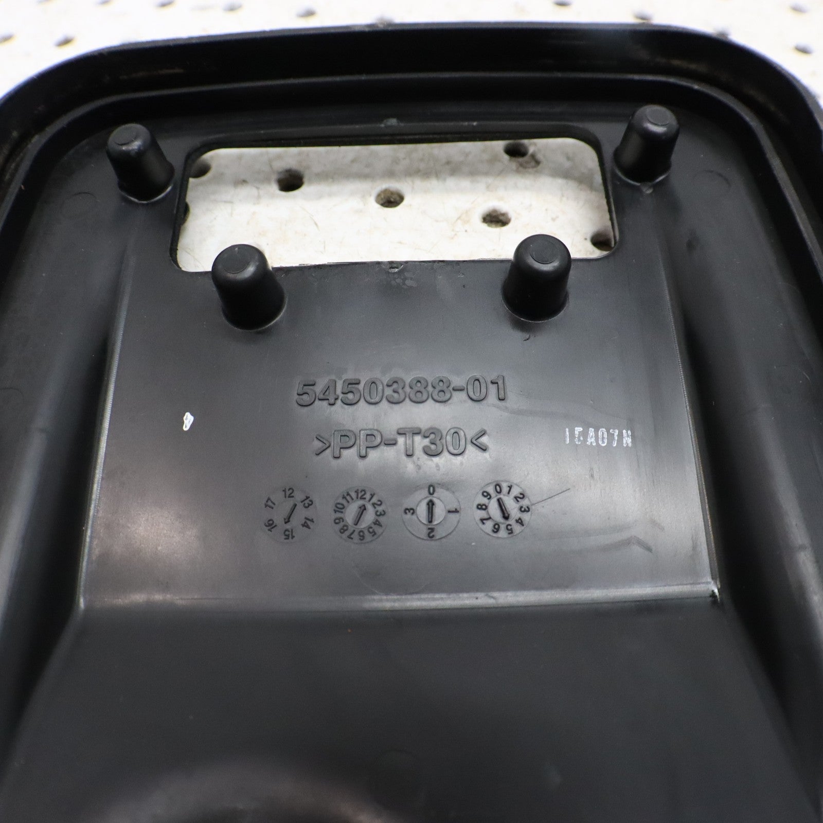 2015 Polaris Sportsman 570 Airbox Air Box  Lid Cover Cap 5450388; 5459622