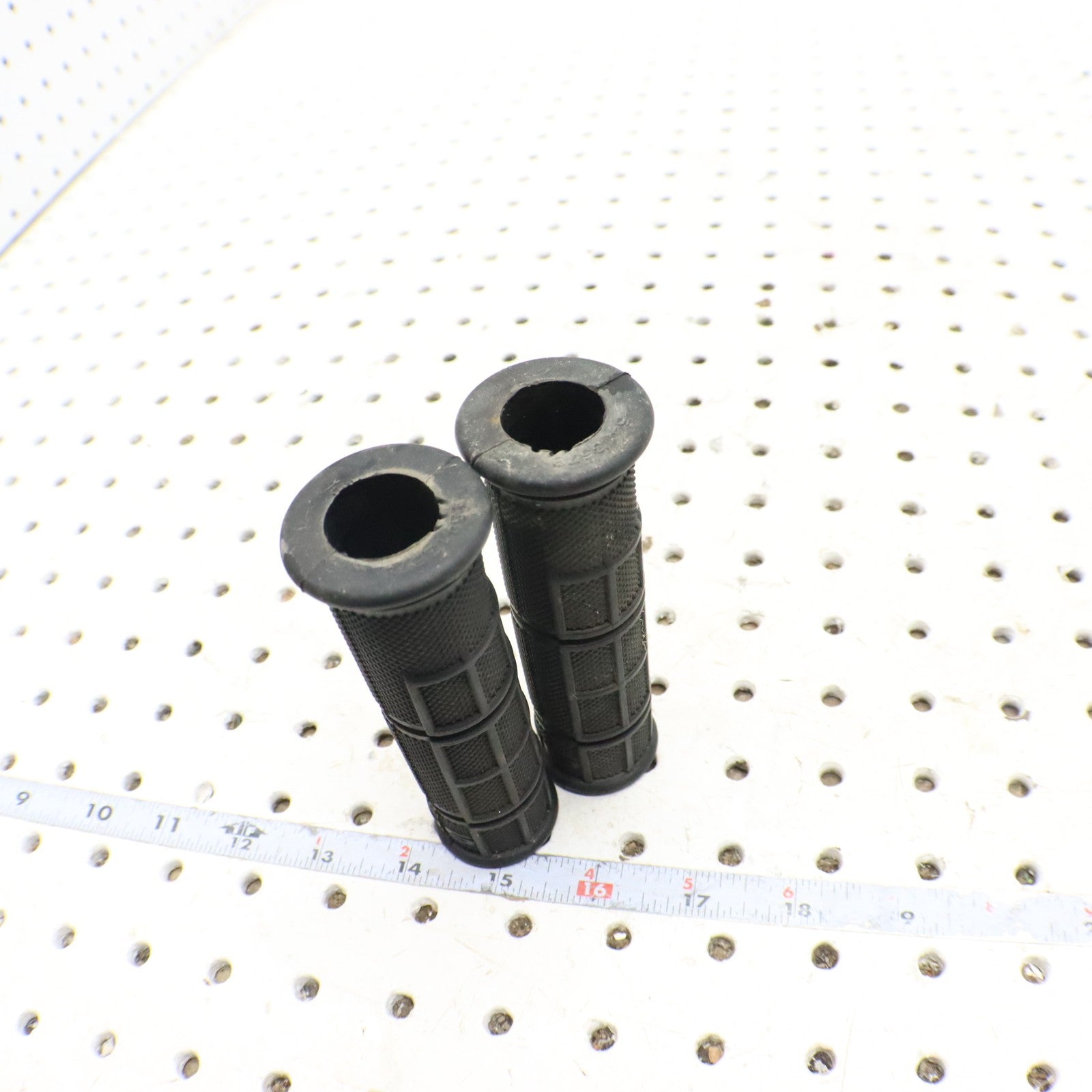 2016 Polaris Sportsman 570 Handlebar Grips 5413578-070