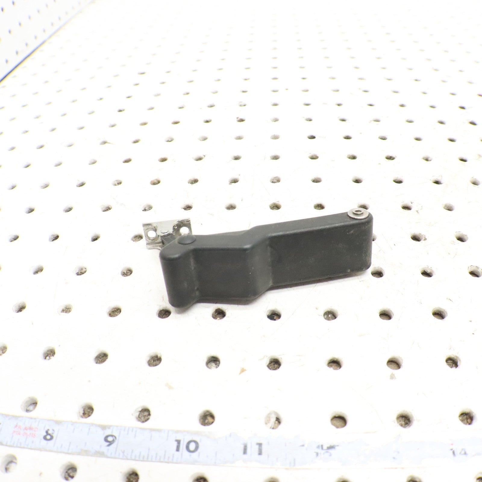 2024 Polaris Sportsman 570 Efi Eps LATCH RUBBER, LOWER, HD 7083060