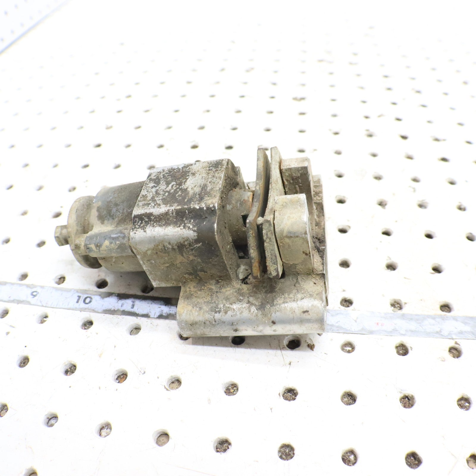 1998 Polaris Xplorer 400l Brake Caliper Rear 1910226