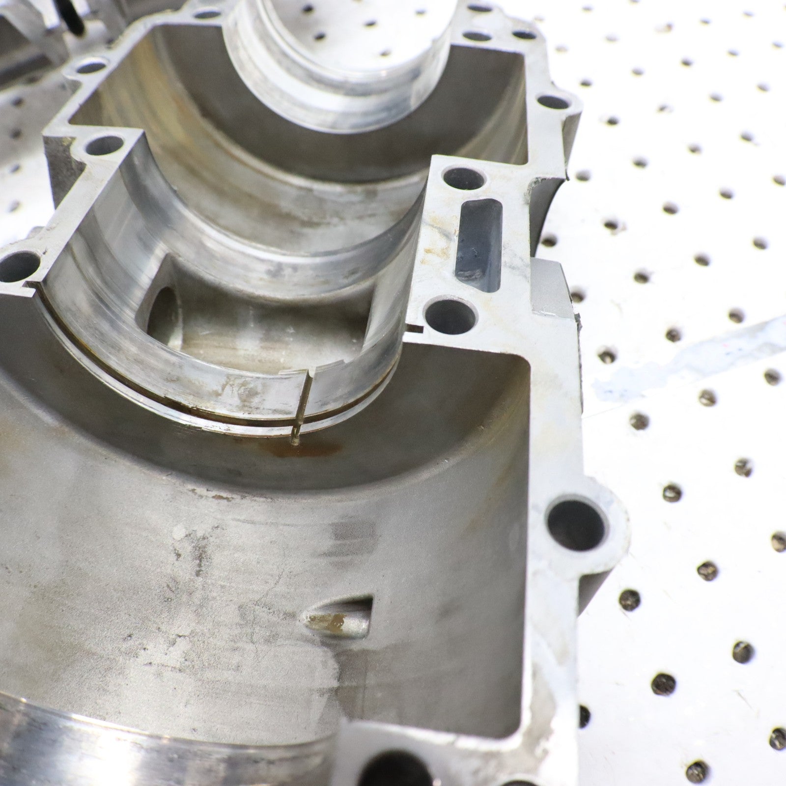 2007 Polaris Iq 600 Crankcase Engine Case Motor Case Crank Case 2203037; 1202738