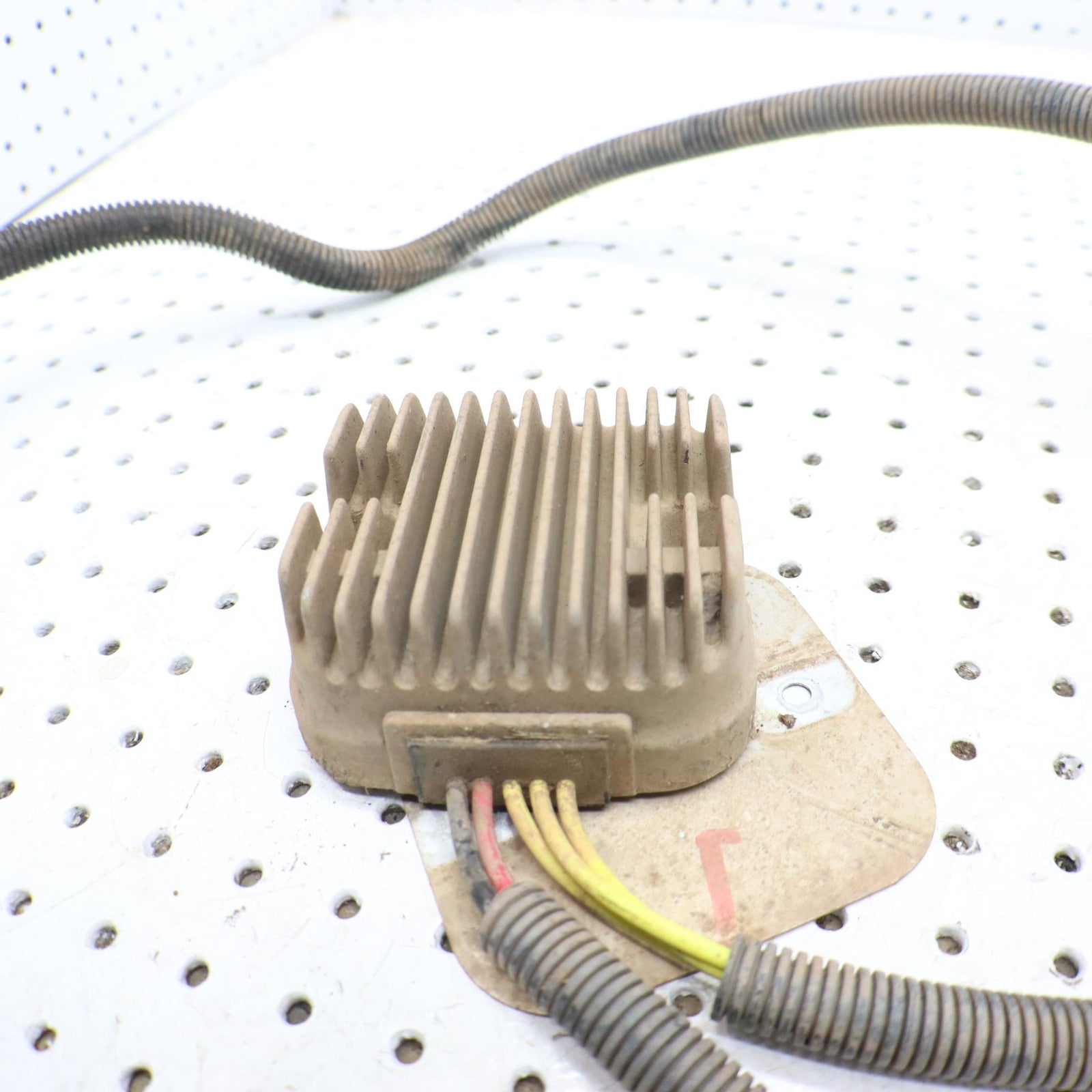 2014 Polaris Sportsman 570 Voltage Regulator 2207958