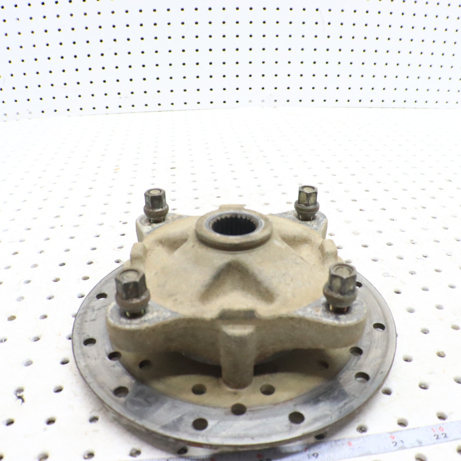 2009 Polaris Rzr 800 REAR Wheel Hub 5135113; 5143629