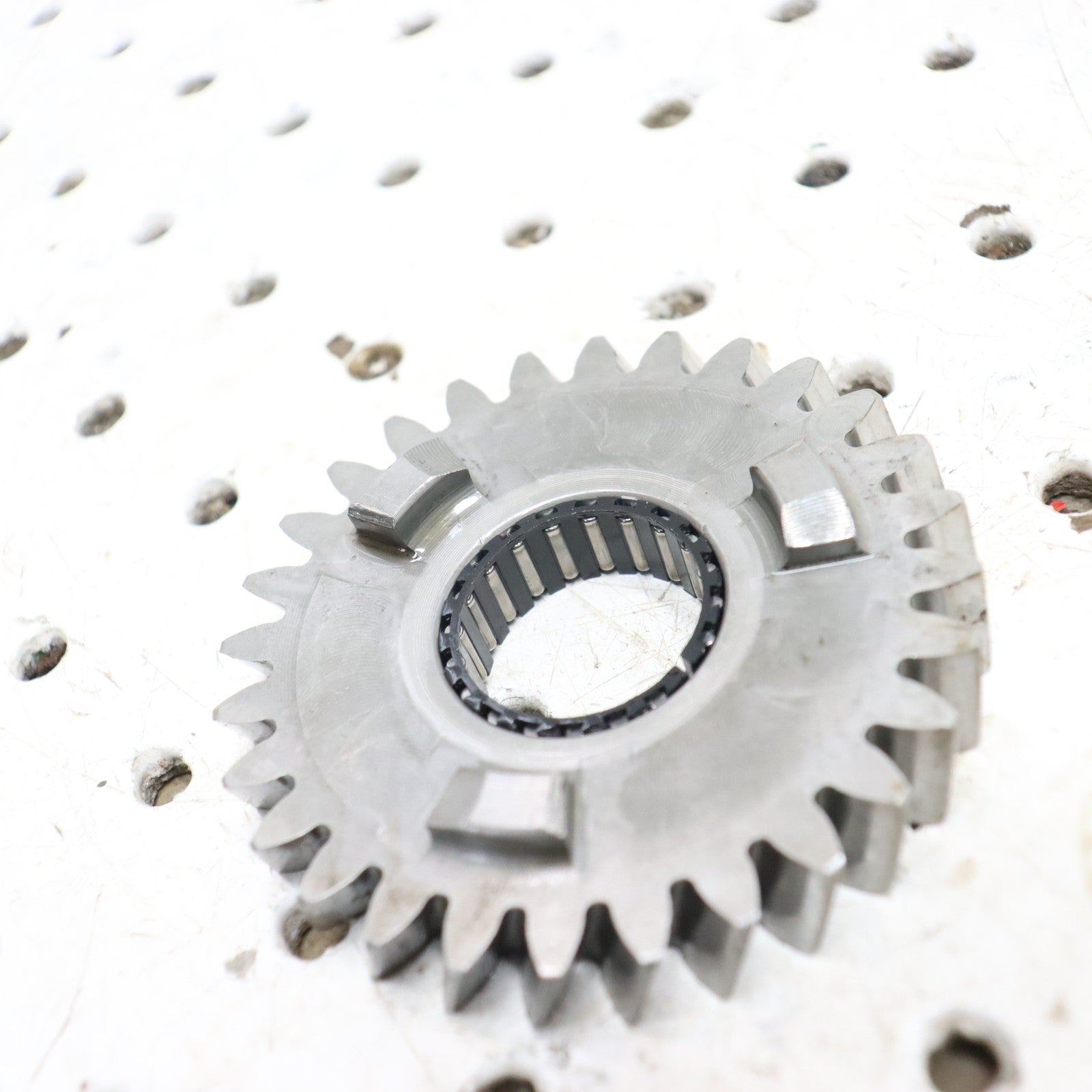 2004 Polaris Sportsman 500 Transmission Gearcase Gear 28T 3234068