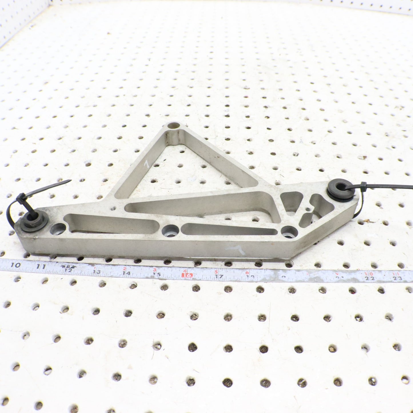 2016 Polaris Rush 800 Side Crank Left Suspension Arm Bracket 5138643; 5140958