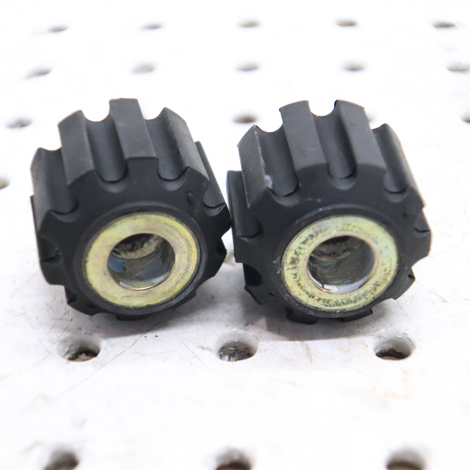 2016 Polaris Rush 800 Motor Engine Mount Rubber Damper 3022697; 3023290 QTY 2