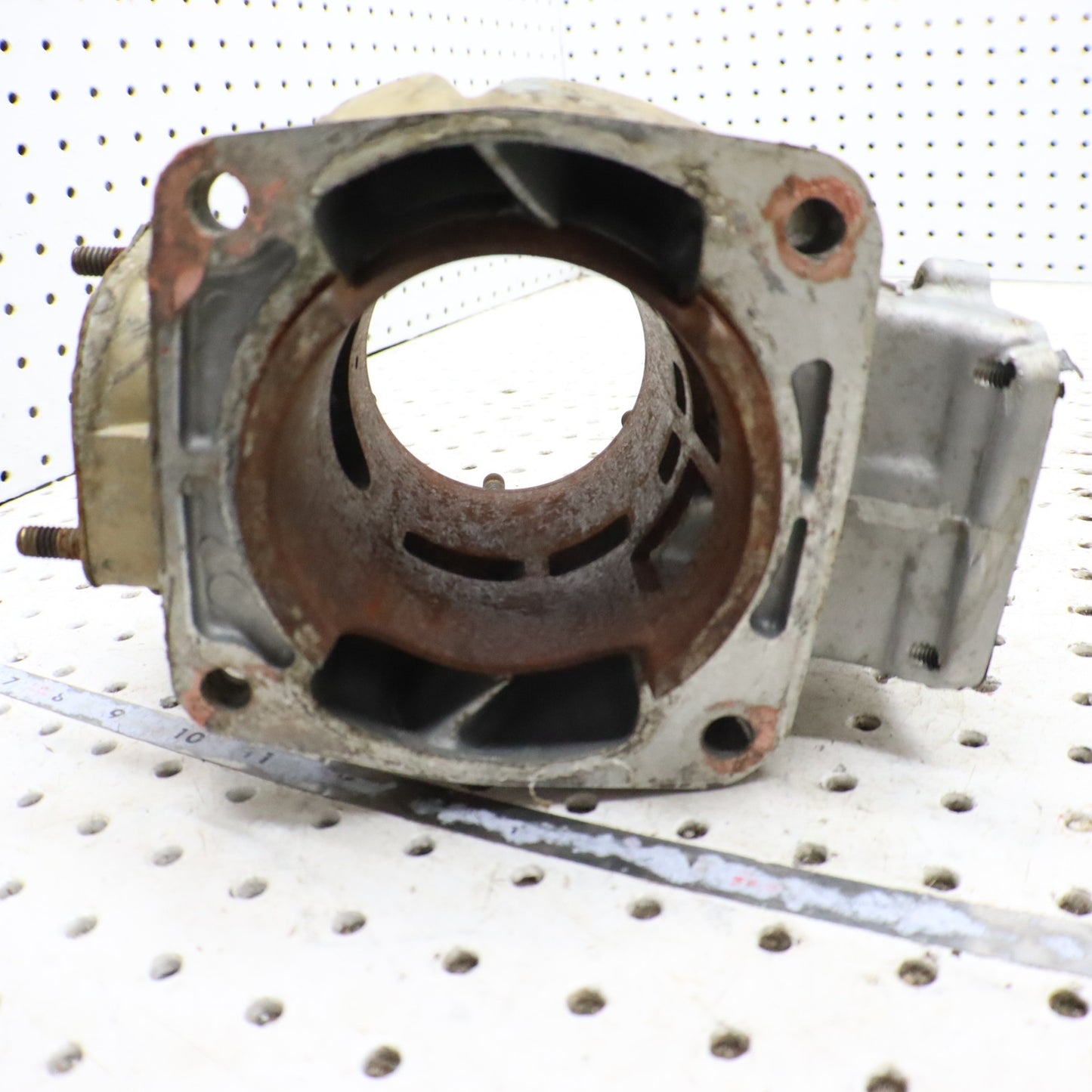 1998 Polaris Xplorer 400l Cylinder 3085276 3086753 CORE NEEDS BORE JOB 